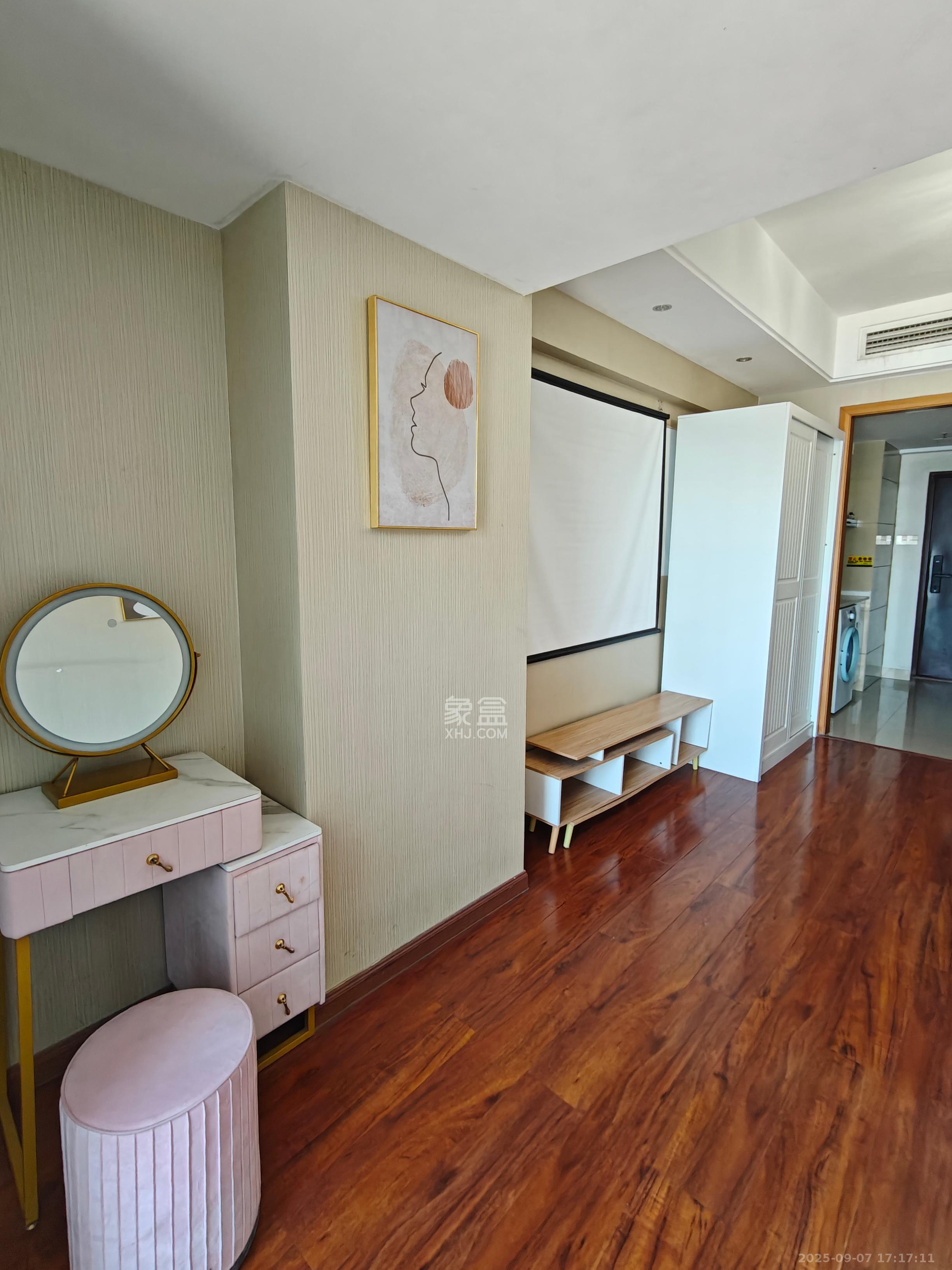 五一钻界 1室0厅0卫 2300.0元/月 五一钻界 1室0厅0卫 2300.0元/月室内图