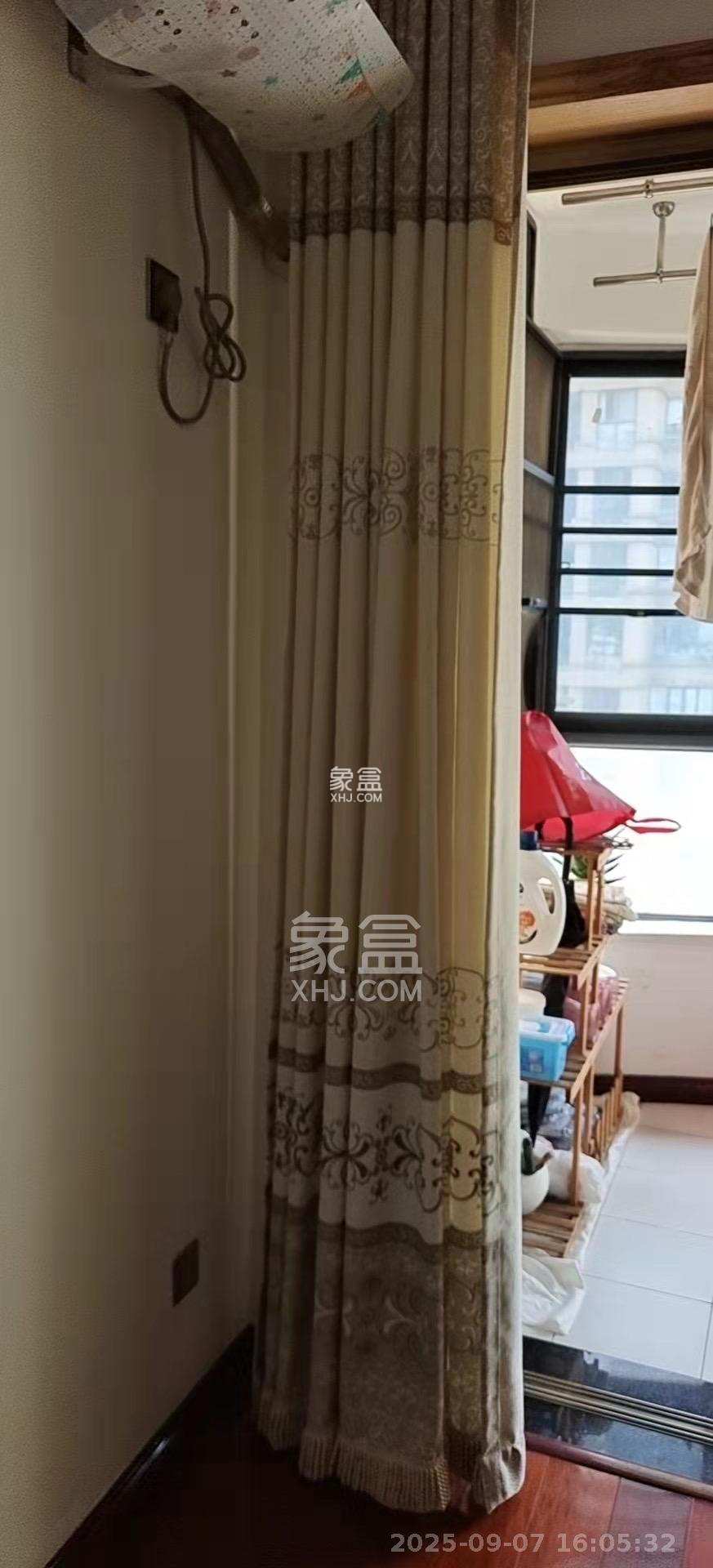 五矿万境水岸一期(万境水岸嘉苑) 1室2厅1卫 2000.0元/月 五矿万境水岸一期(万境水岸嘉苑) 1室2厅1卫 2000.0元/月室内图