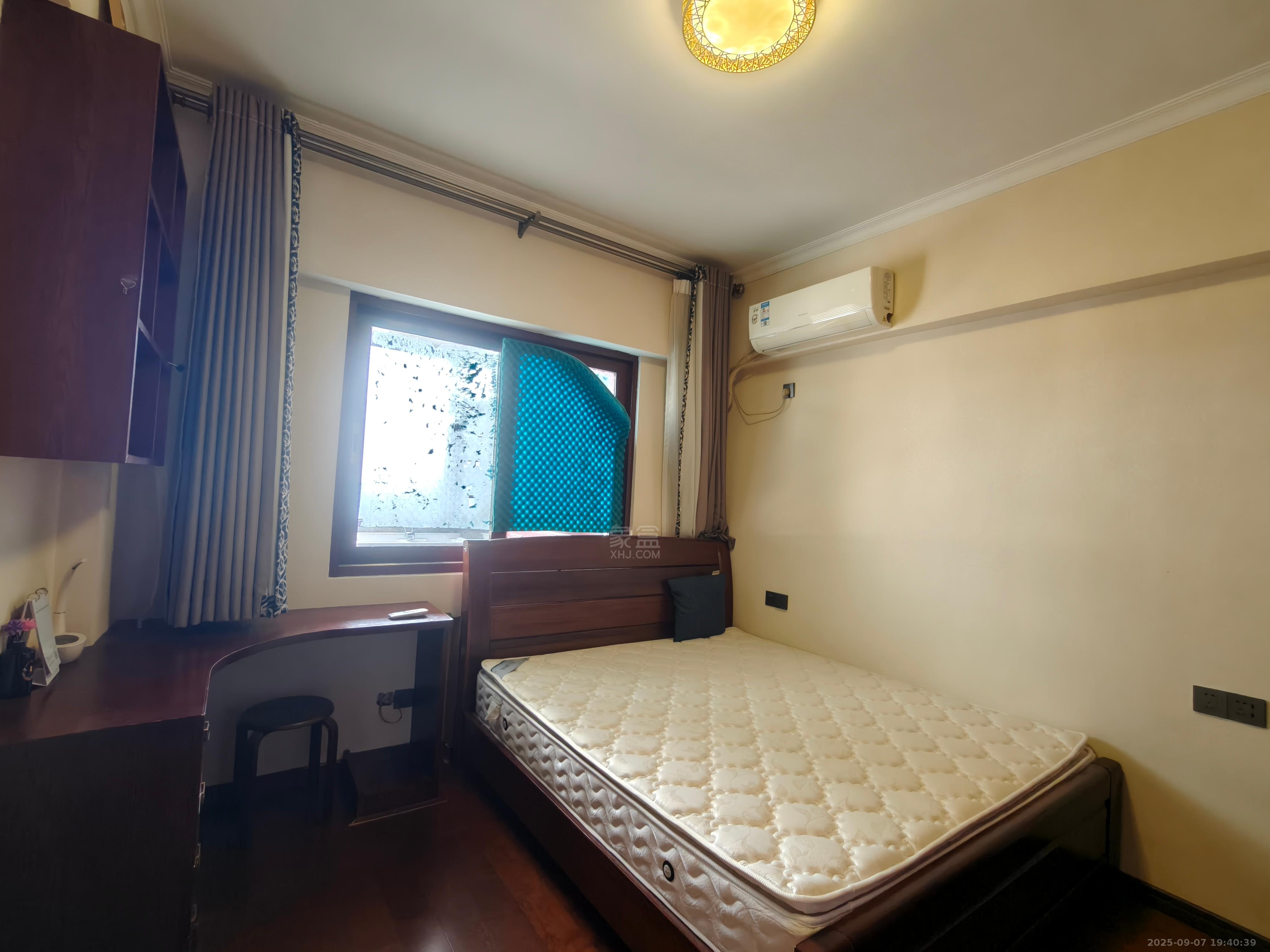 奥园养生城 4室2厅2卫 3000.0元/月 奥园养生城 4室2厅2卫 3000.0元/月室内图