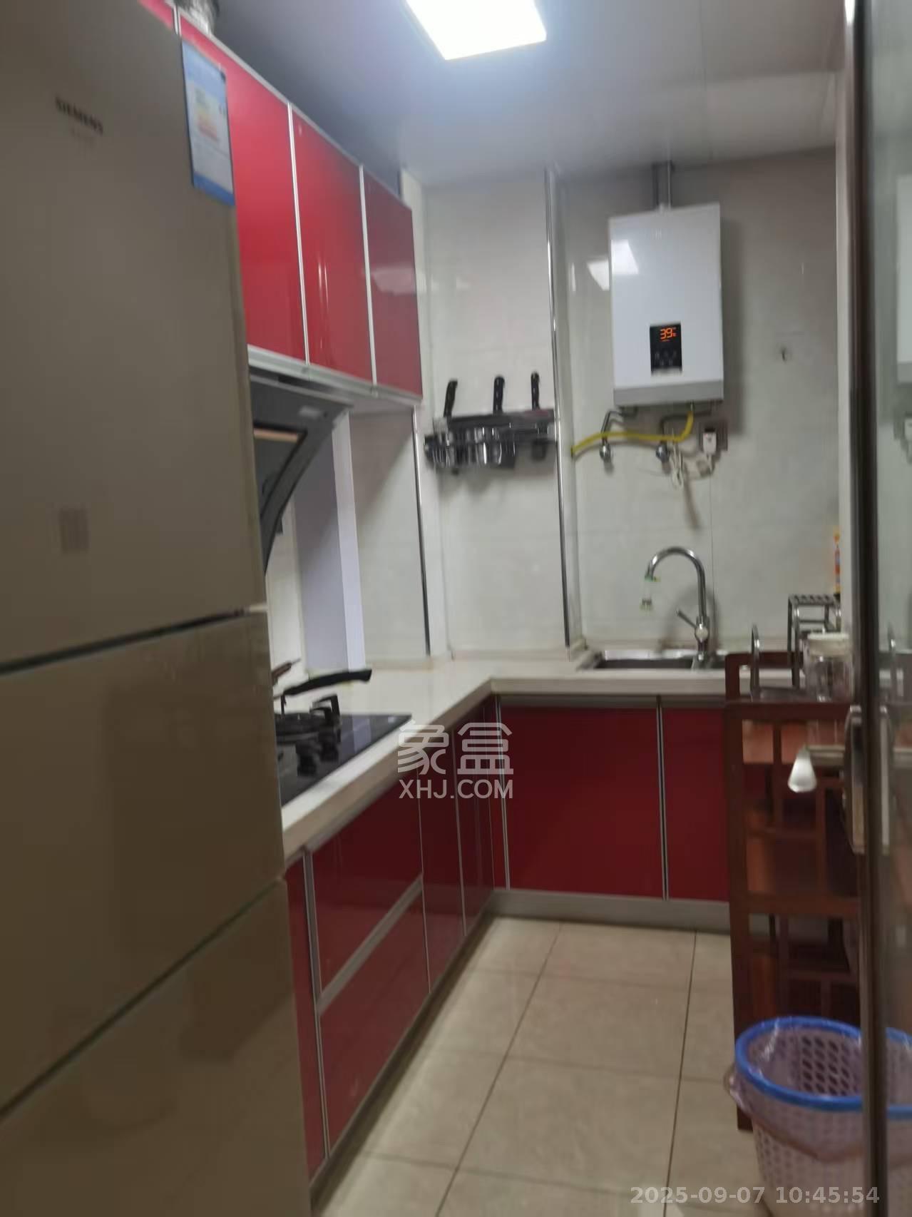 鑫科明珠  2室2厅2卫   2400.00元/月室内图