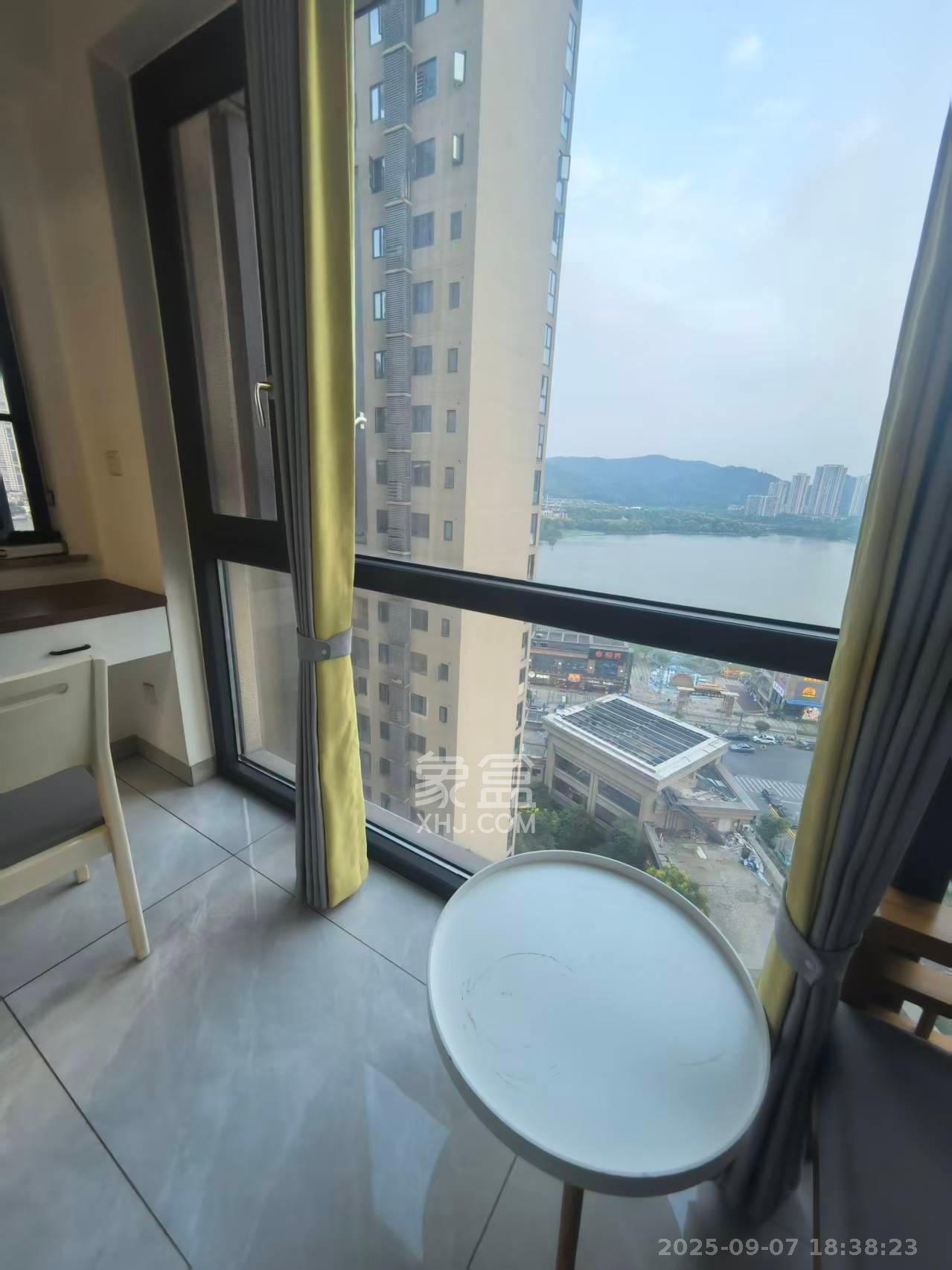 中建梅溪湖中心  3室2厅2卫    3800.0元/月 中建梅溪湖中心  3室2厅2卫    3800.0元/月室内图