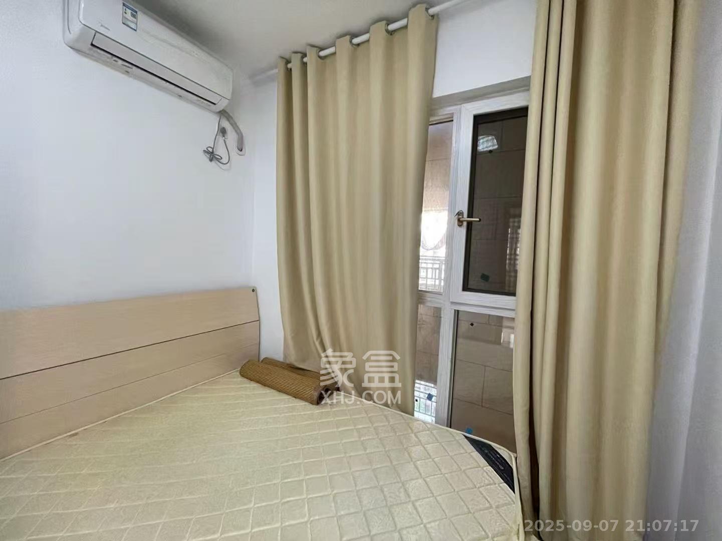 中交中央公园D1区  3室2厅2卫    2700.0元/月 中交中央公园D1区  3室2厅2卫    2700.0元/月室内图