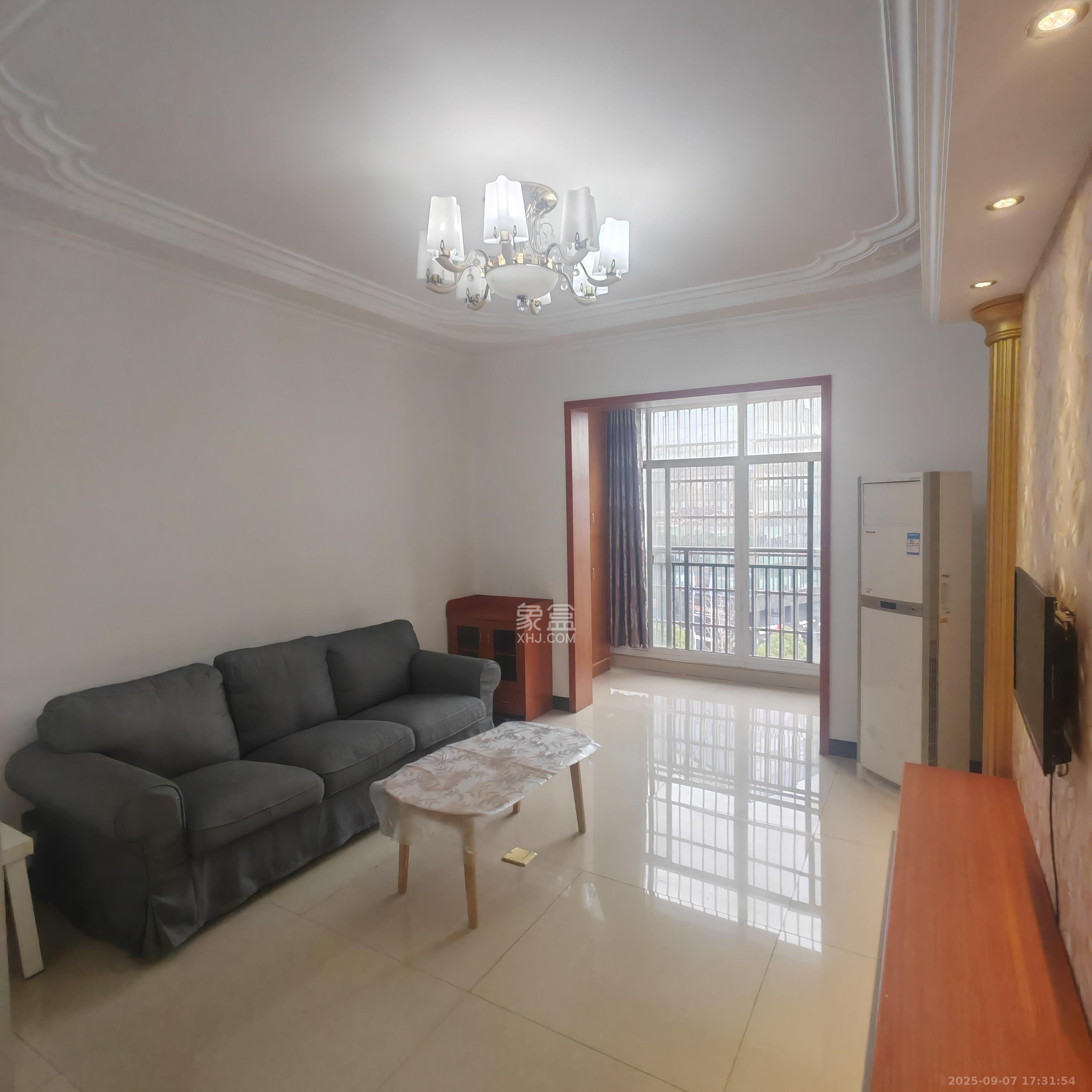 洋湖景园  2室1厅1卫    2100.0元/月 洋湖景园  2室1厅1卫    2100.0元/月室内图