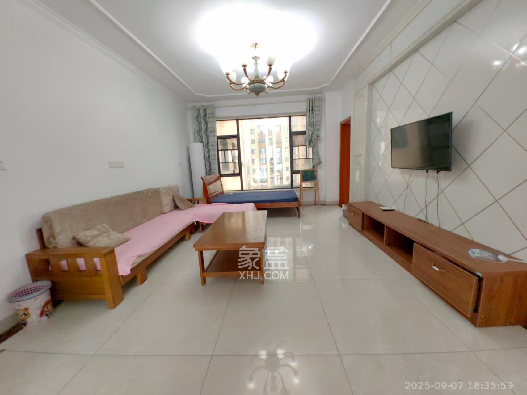 天元涉外景园C区 4室2厅2卫 3200.0元/月 天元涉外景园C区 4室2厅2卫 3200.0元/月室内图