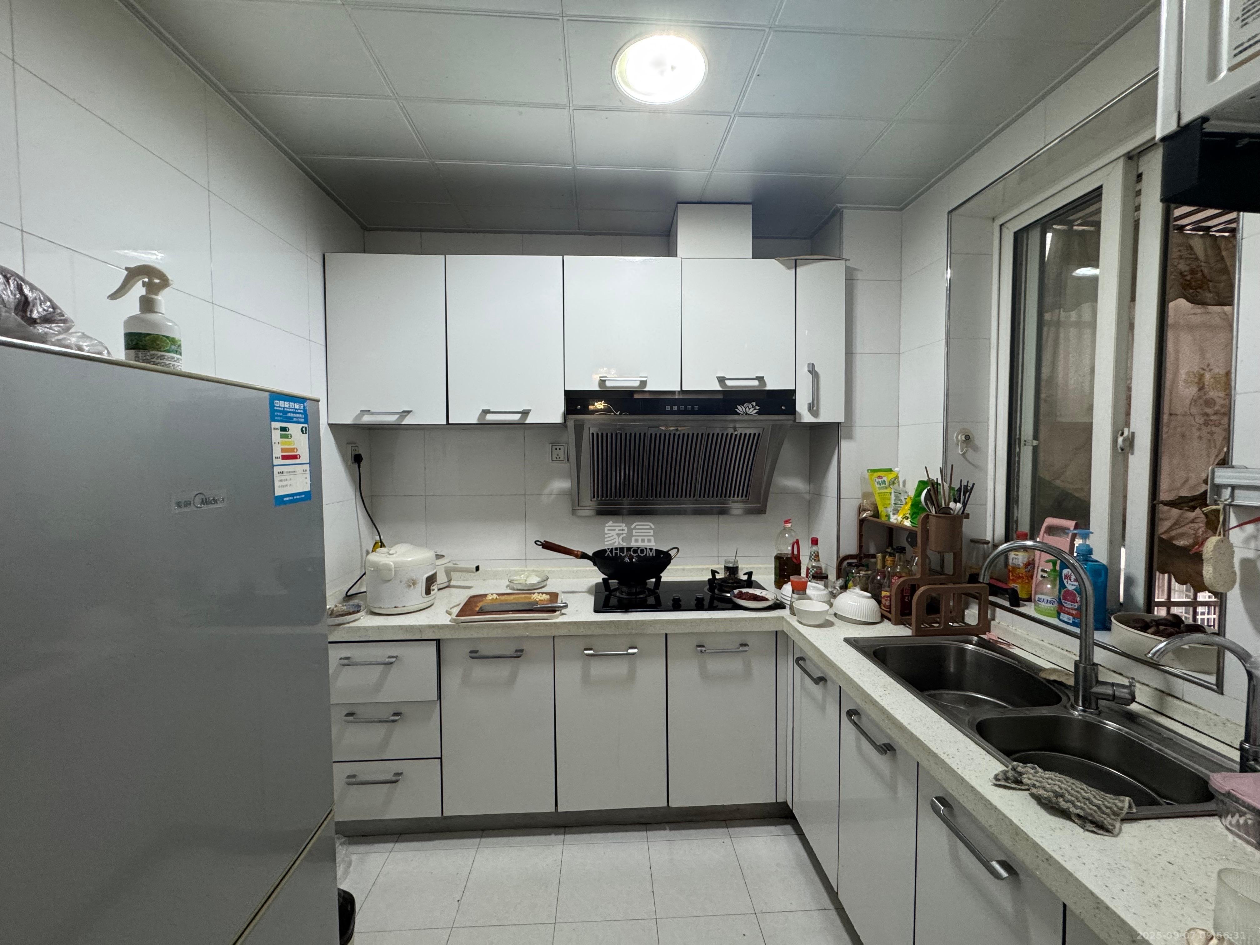 南铁佳苑  2室1厅1卫    2600.0元/月 南铁佳苑  2室1厅1卫    2600.0元/月室内图