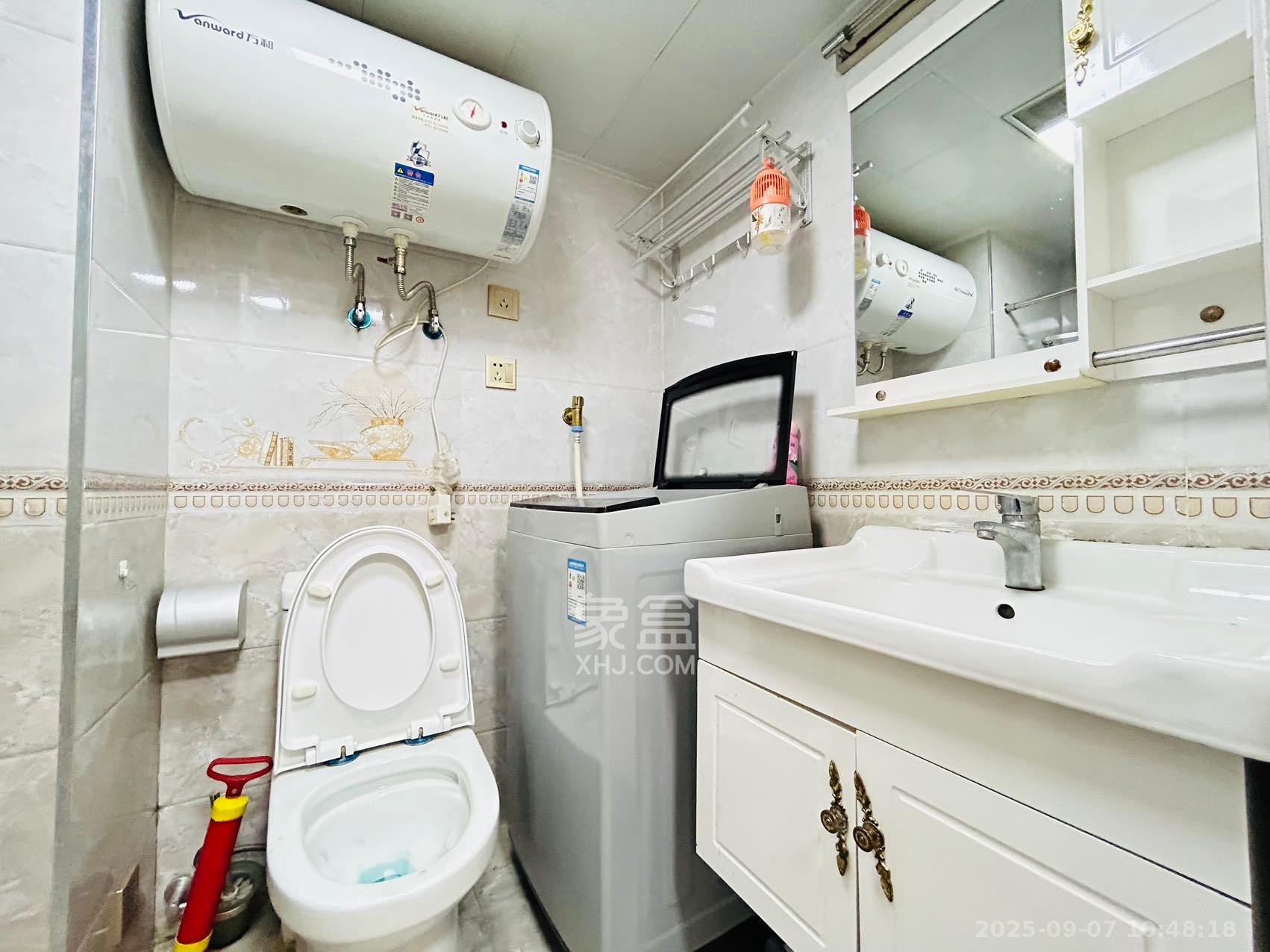 达美美立方 1室1厅1卫 1800.0元/月 达美美立方 1室1厅1卫 1800.0元/月室内图