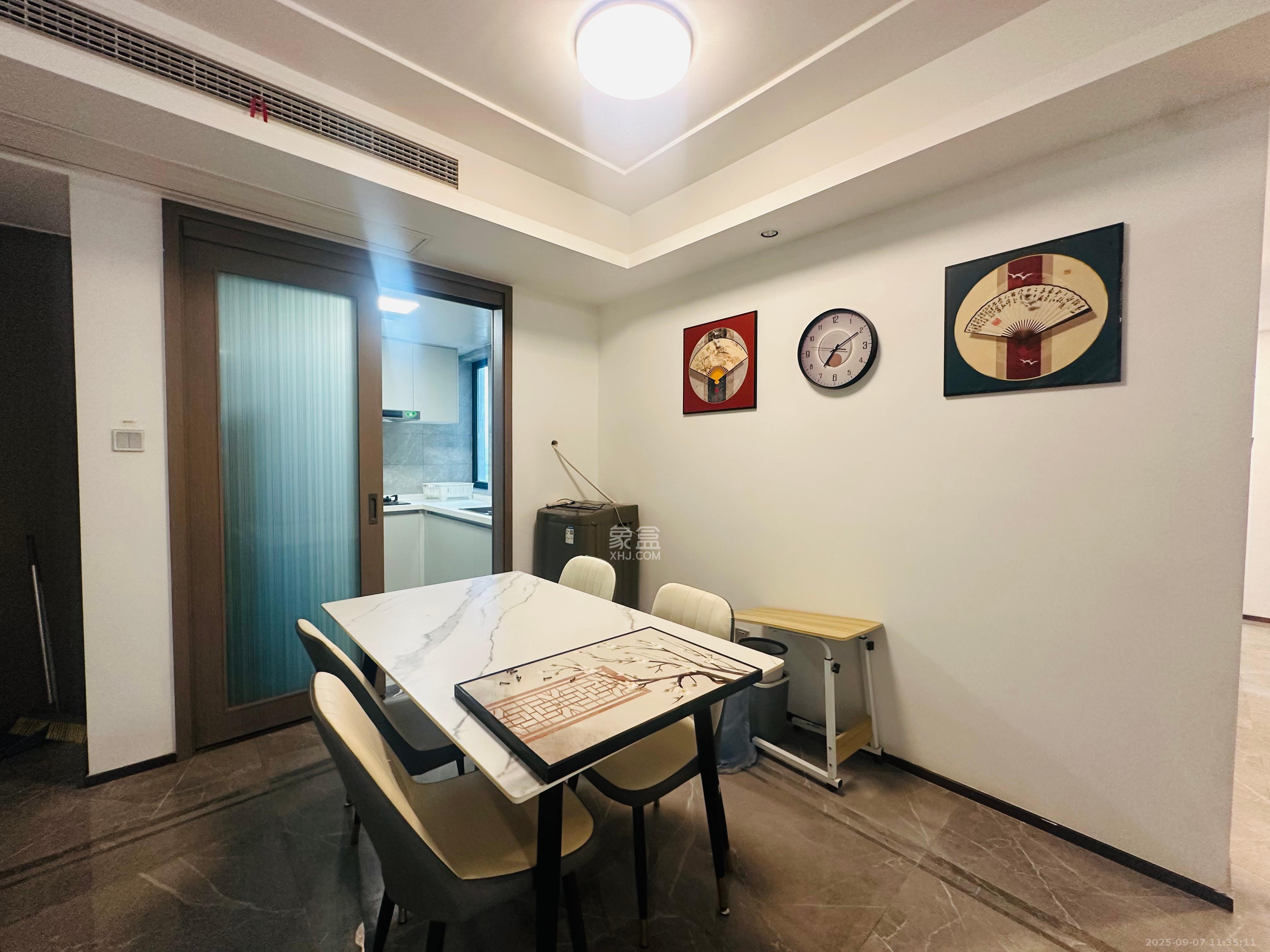 金茂建发泊悦 4室2厅2卫 4200.0元/月 金茂建发泊悦 4室2厅2卫 4200.0元/月室内图