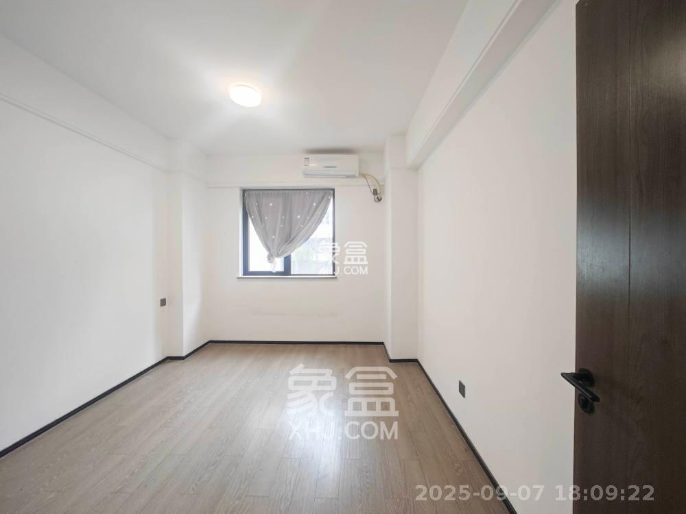 万科天空之境  3室2厅2卫    3000.0元/月 万科天空之境  3室2厅2卫    3000.0元/月室内图