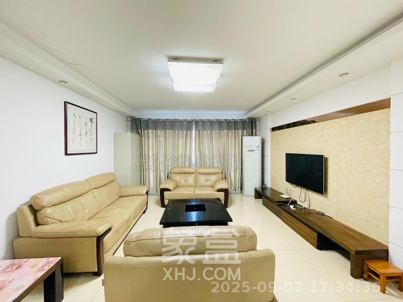 鸿园小区 3室1厅1卫 3300.0元/月 鸿园小区 3室1厅1卫 3300.0元/月室内图