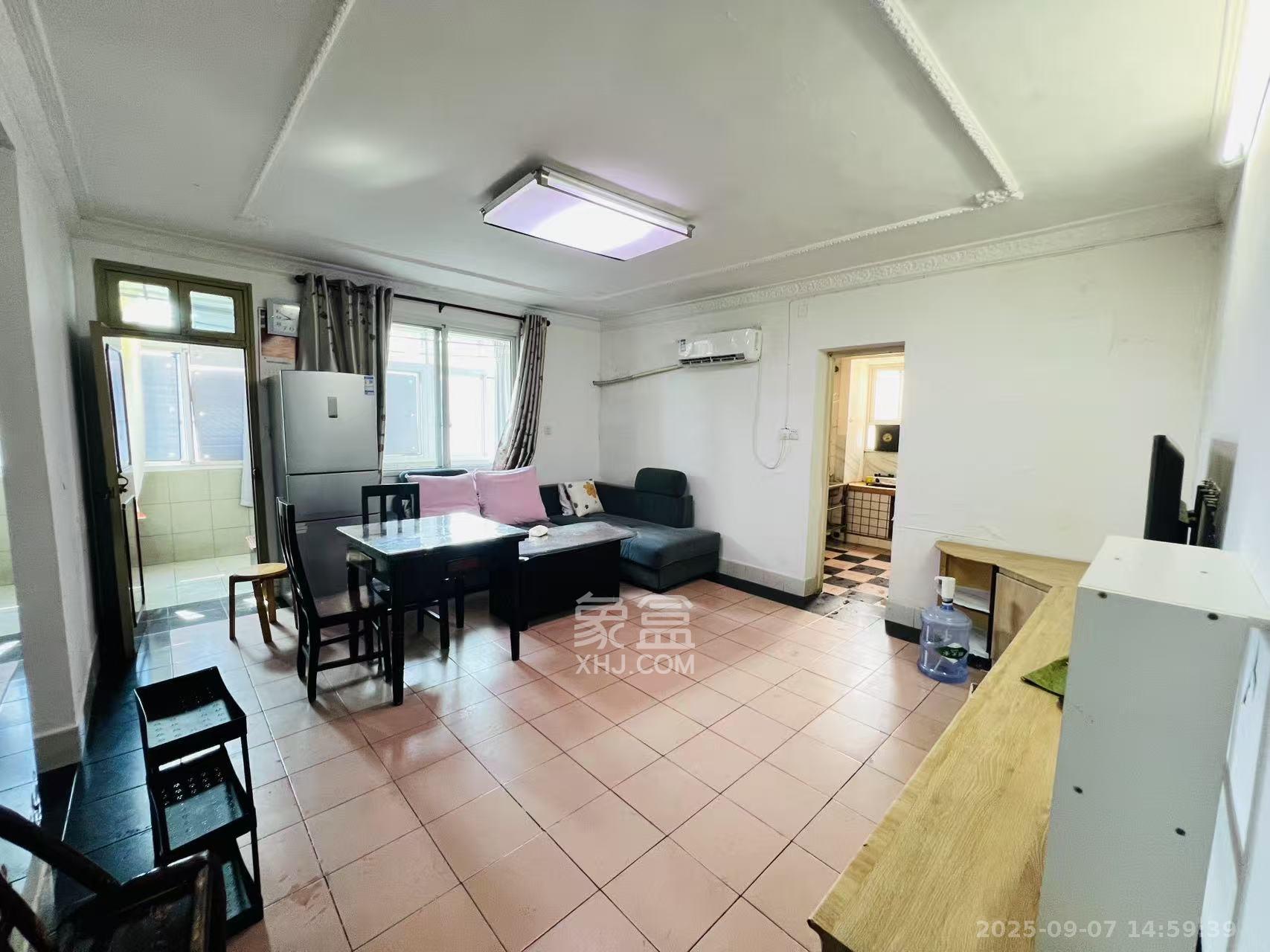 石子冲巷 2室1厅1卫 1500.0元/月 石子冲巷 2室1厅1卫 1500.0元/月室内图