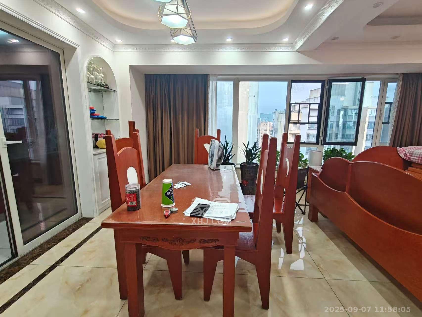 北辰三角洲E3区  4室1厅2卫    3400.0元/月室内图