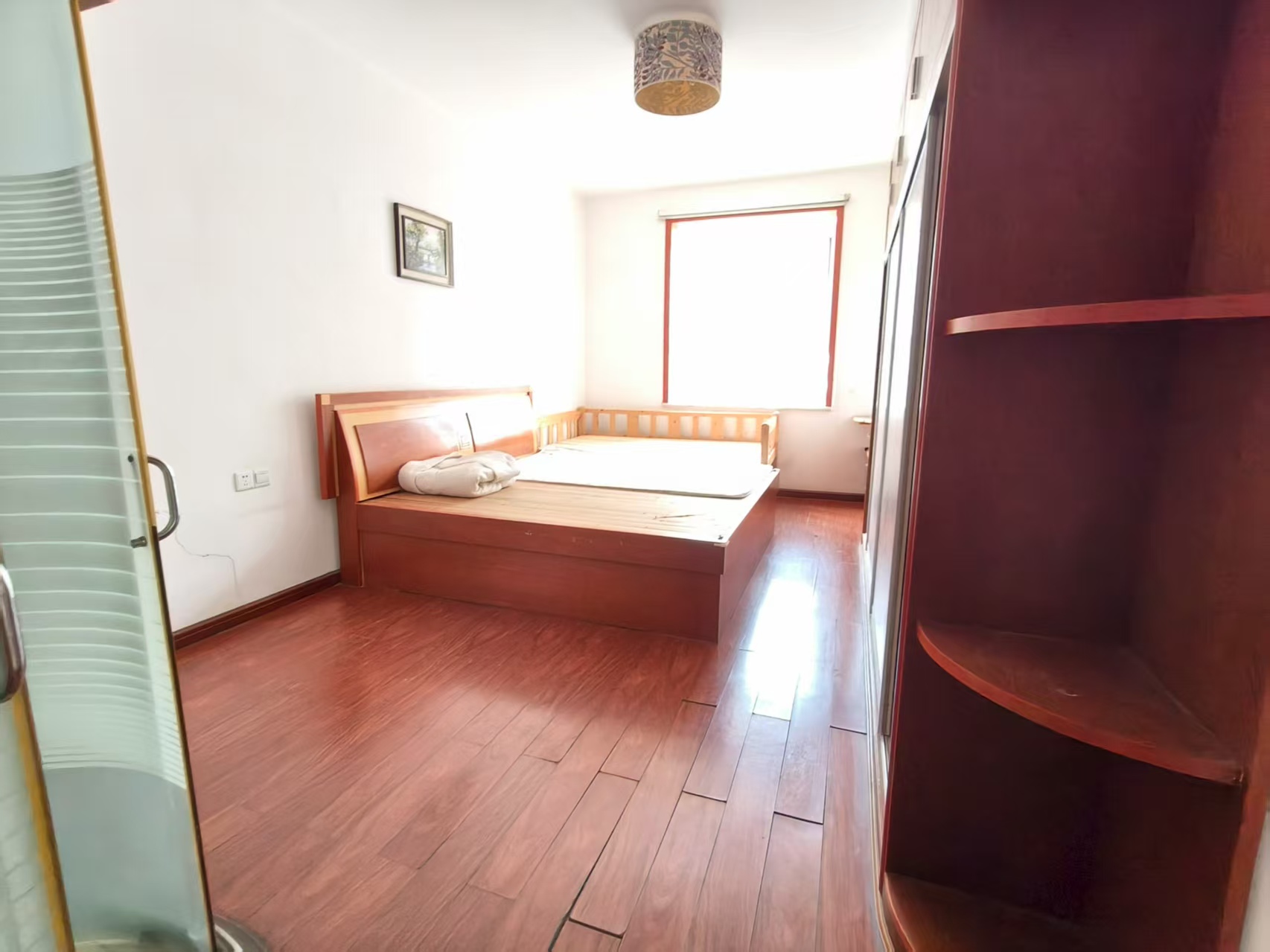 湘中园  3室2厅2卫    1500.0元/月 湘中园  3室2厅2卫    1500.0元/月室内图