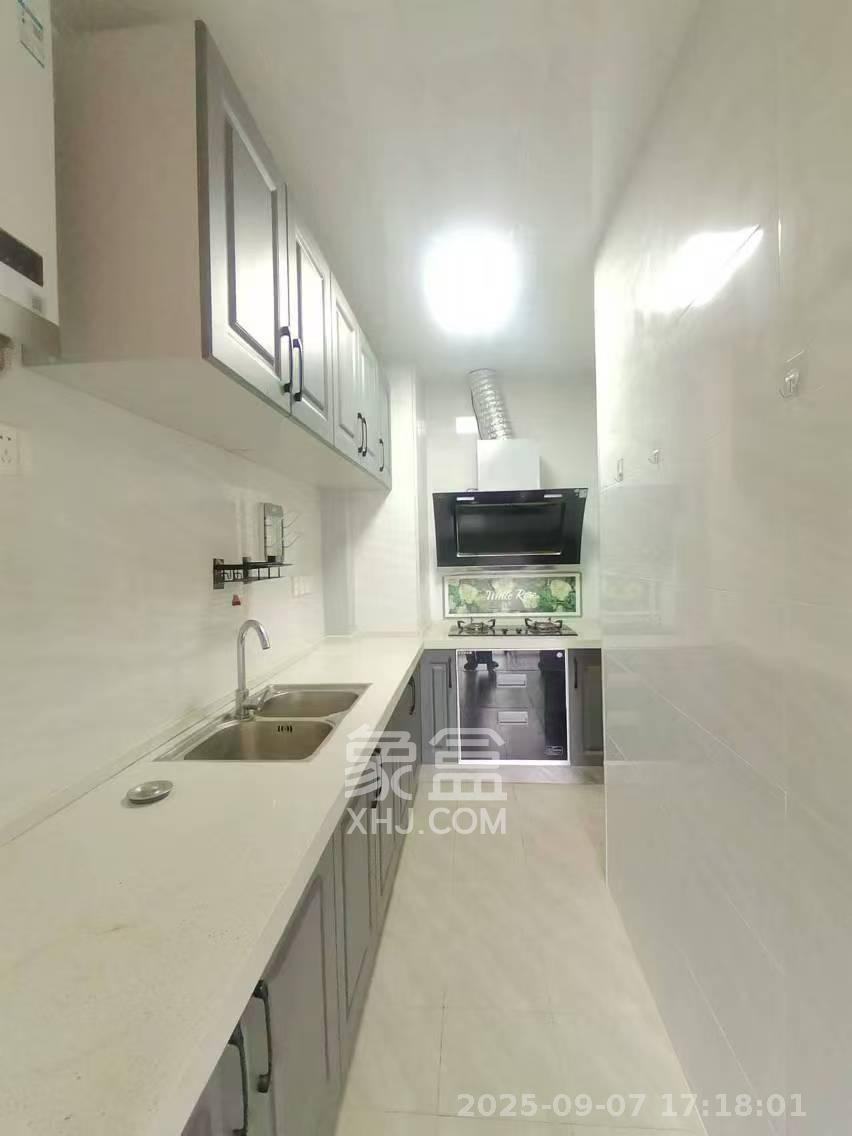 韭菜园嘉苑 2室1厅1卫 3200.0元/月 韭菜园嘉苑 2室1厅1卫 3200.0元/月室内图