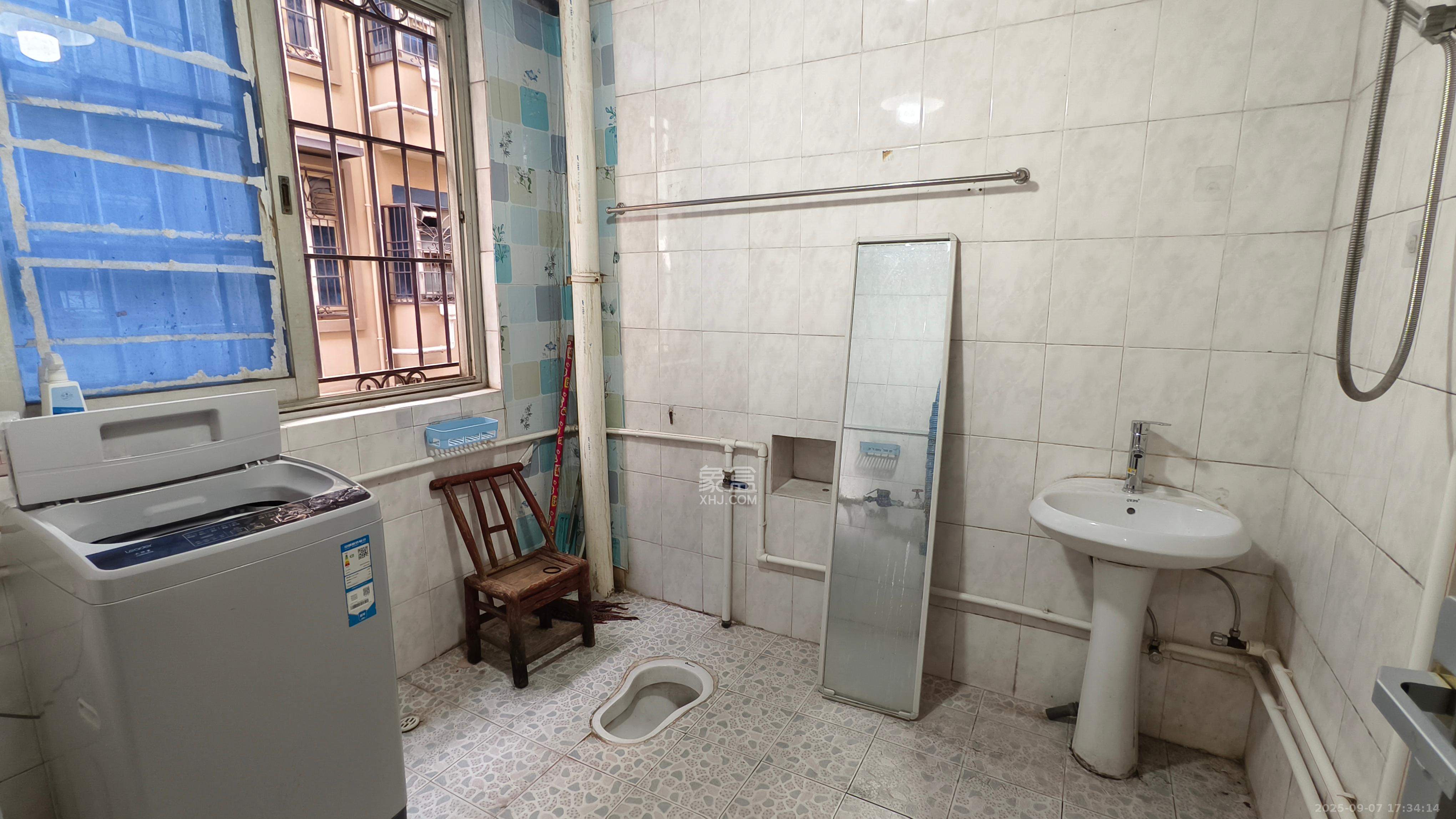 星沙四区  2室2厅1卫    1200.0元/月 星沙四区  2室2厅1卫    1200.0元/月室内图