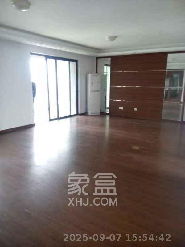 万科金域华府一期 3室2厅2卫 3000.0元/月 万科金域华府一期 3室2厅2卫 3000.0元/月室内图