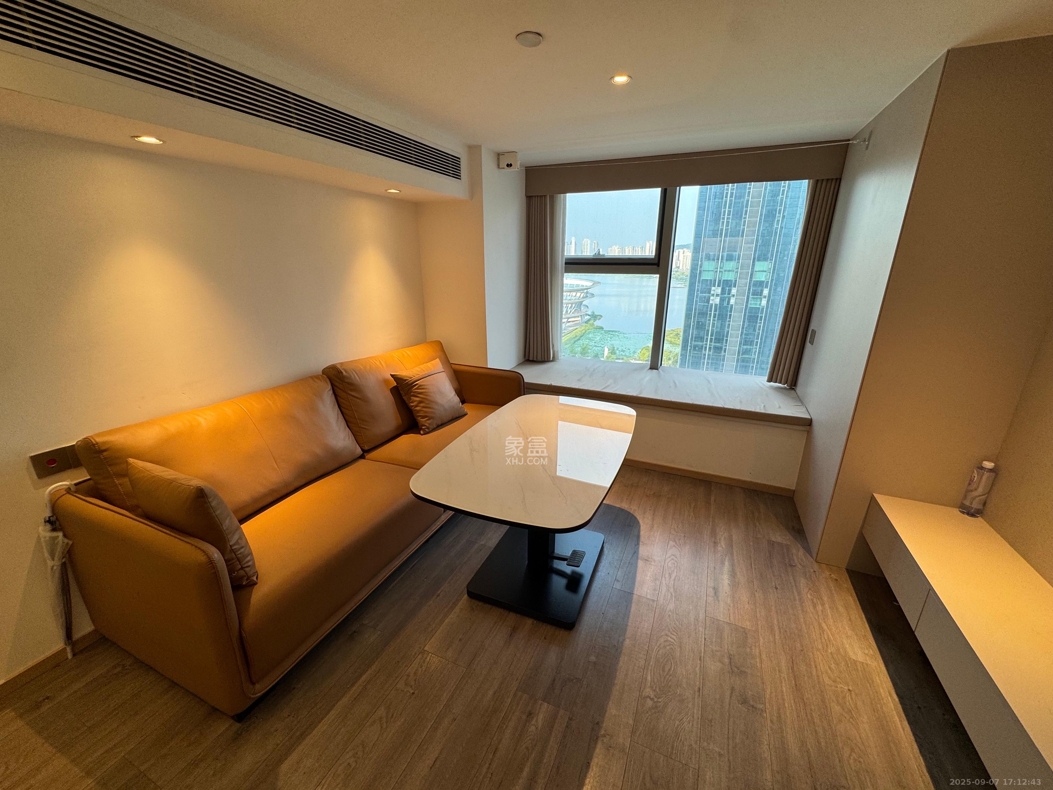 正荣梅溪紫阙台  2室2厅1卫    2300.0元/月室内图