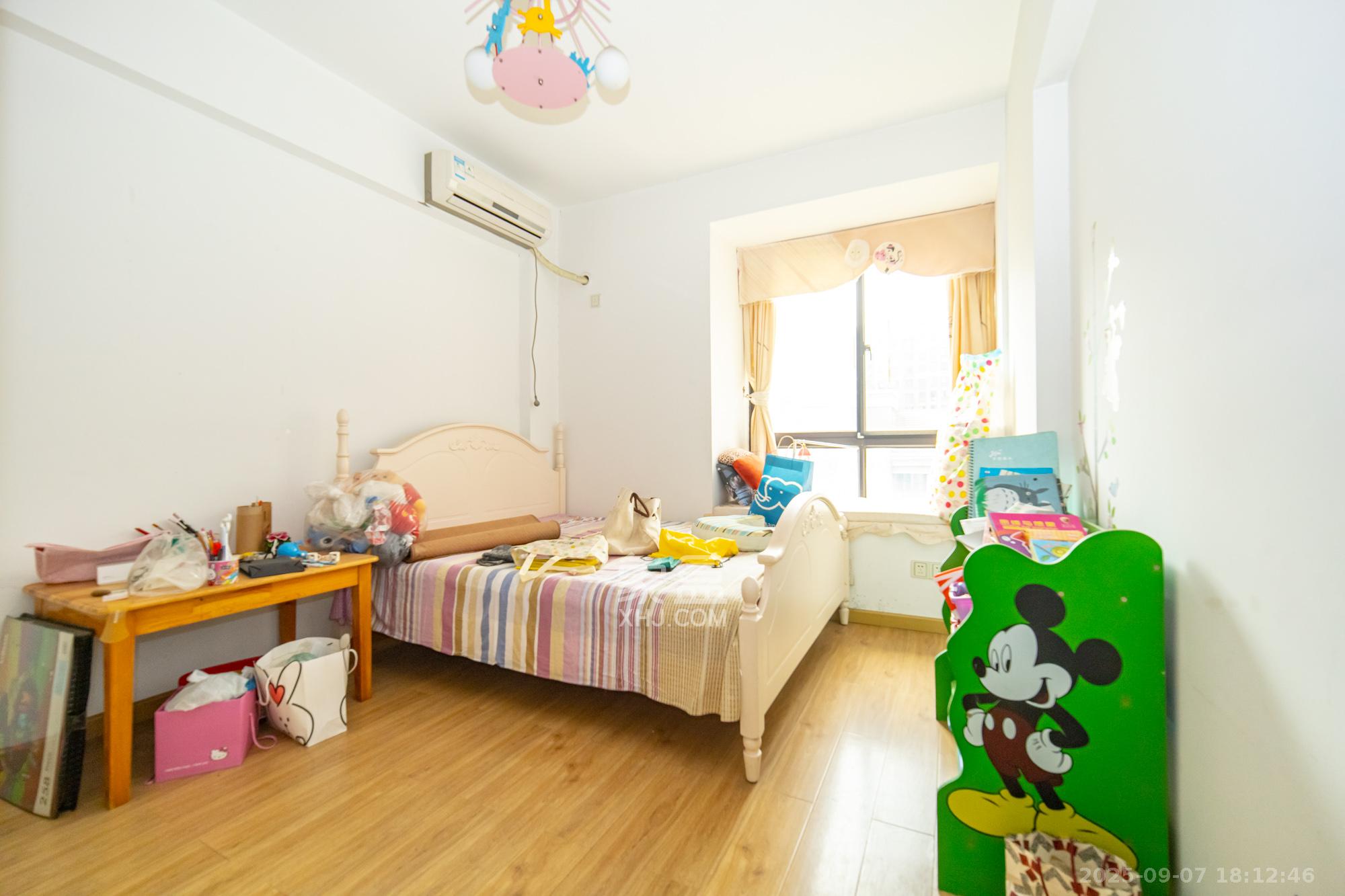 华润凤凰城一期 3室2厅1卫 80.0万 华润凤凰城一期 3室2厅1卫 80.0万卧室