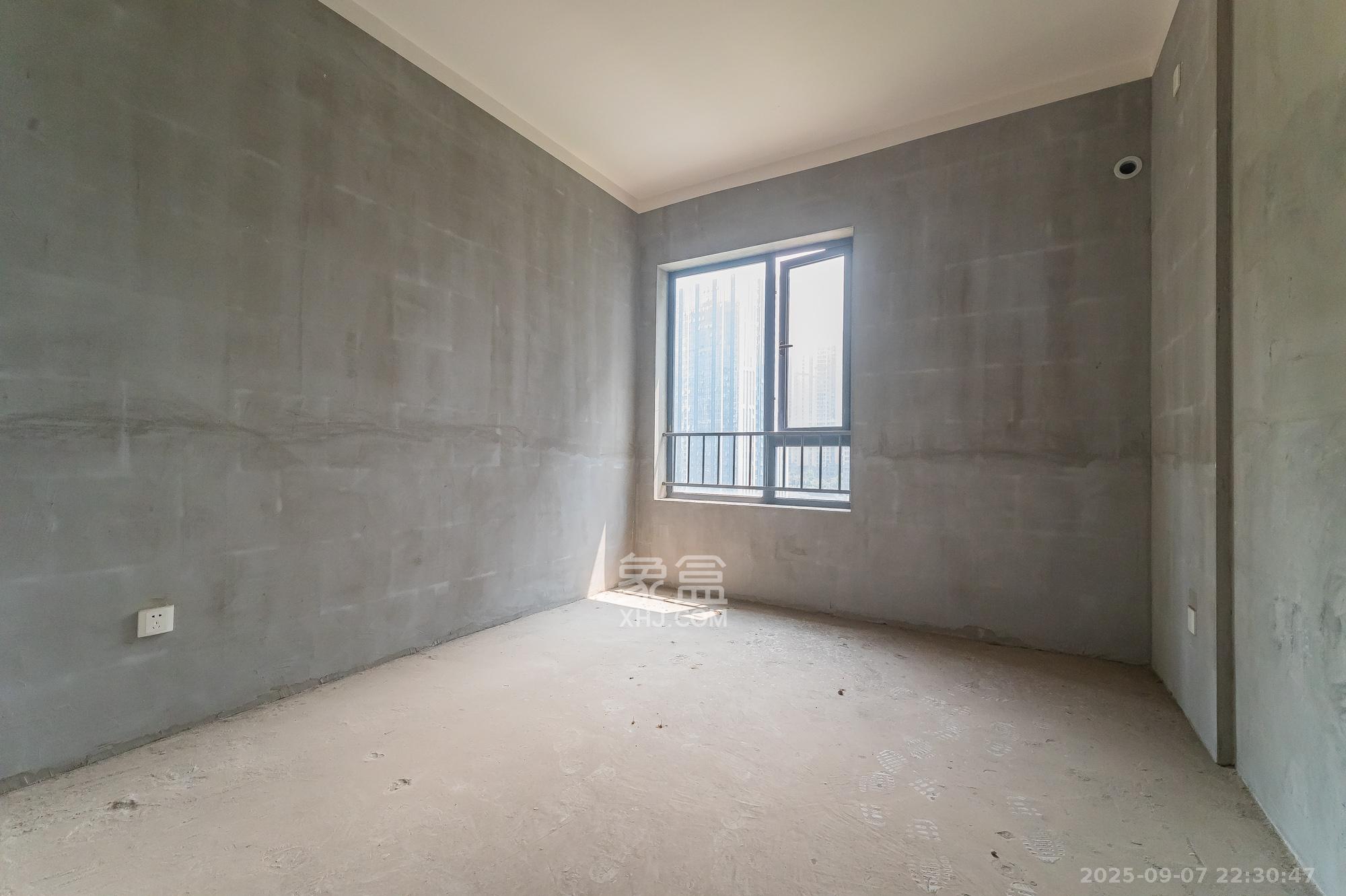 恒基凯旋门三期 3室2厅1卫 71.8万 恒基凯旋门三期 3室2厅1卫 71.8万其他