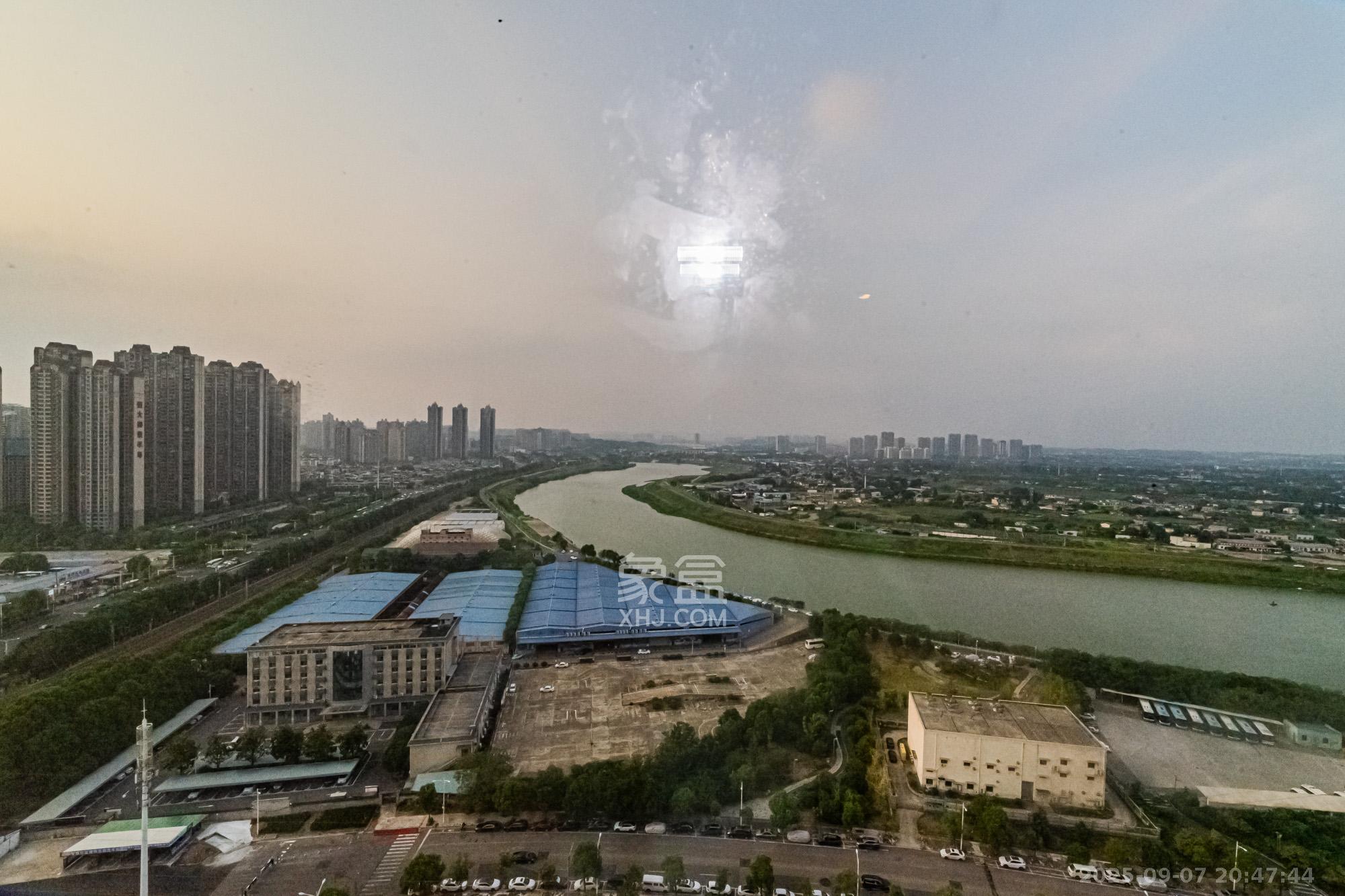 珠江郦城薰衣道  3室2厅1卫    90.0万 珠江郦城薰衣道  3室2厅1卫    90.0万其他