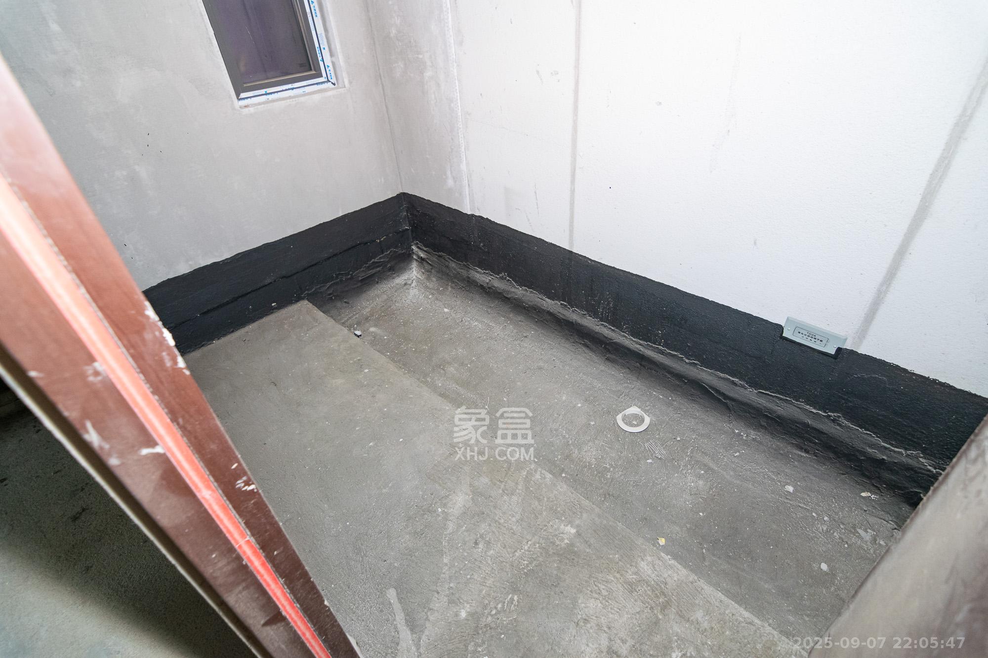 澳海云天赋  4室2厅2卫    62.0万 澳海云天赋  4室2厅2卫    62.0万卫生间