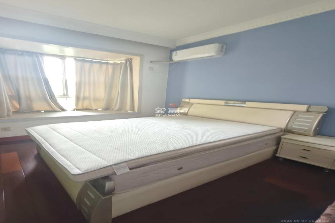 佳润新城(佳润新都)  3室2厅2卫    3300.0元/月 佳润新城(佳润新都)  3室2厅2卫    3300.0元/月室内图