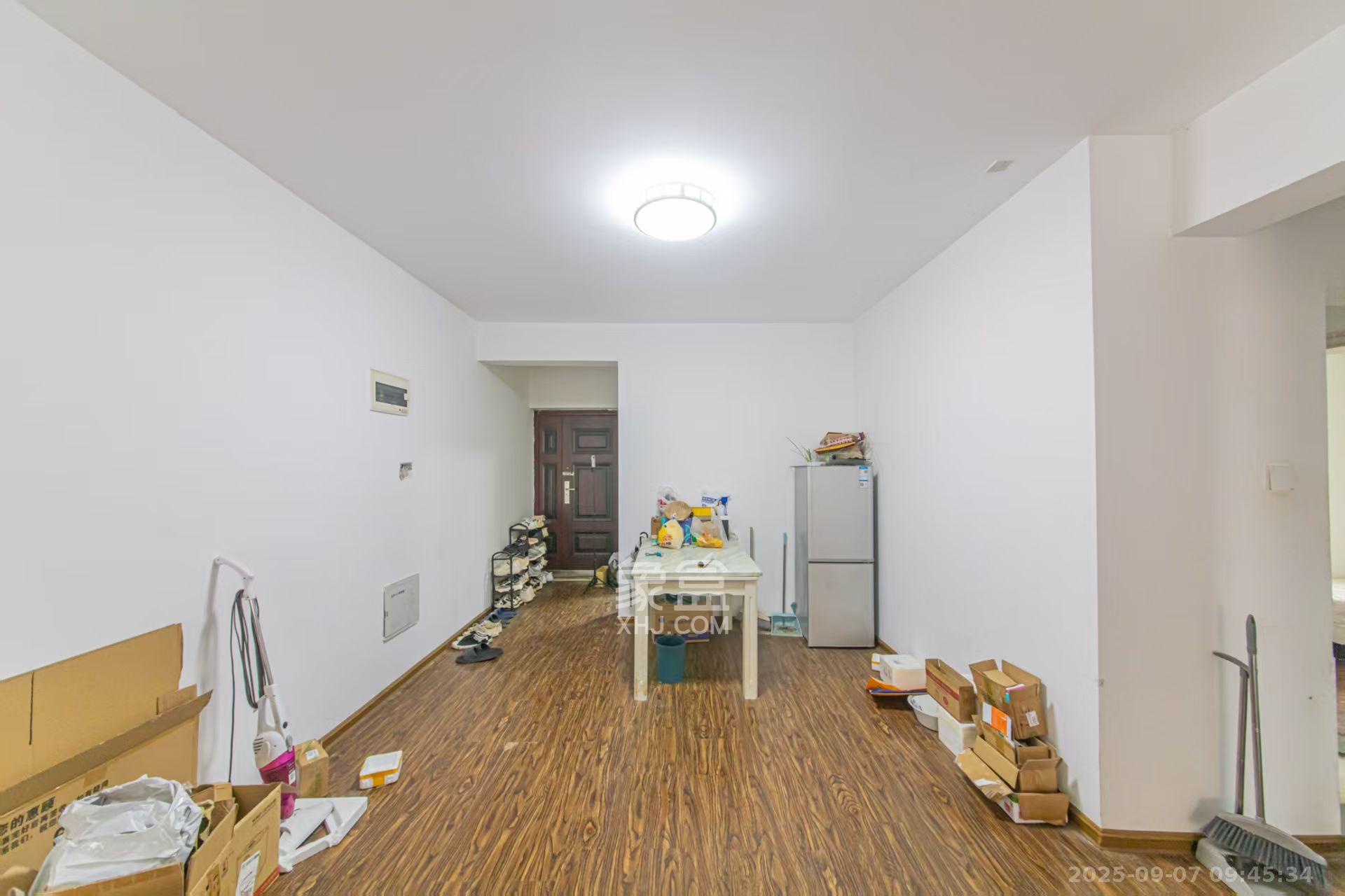 鑫远悦城（鑫远悦时代）  3室2厅1卫   2200.00元/月室内图