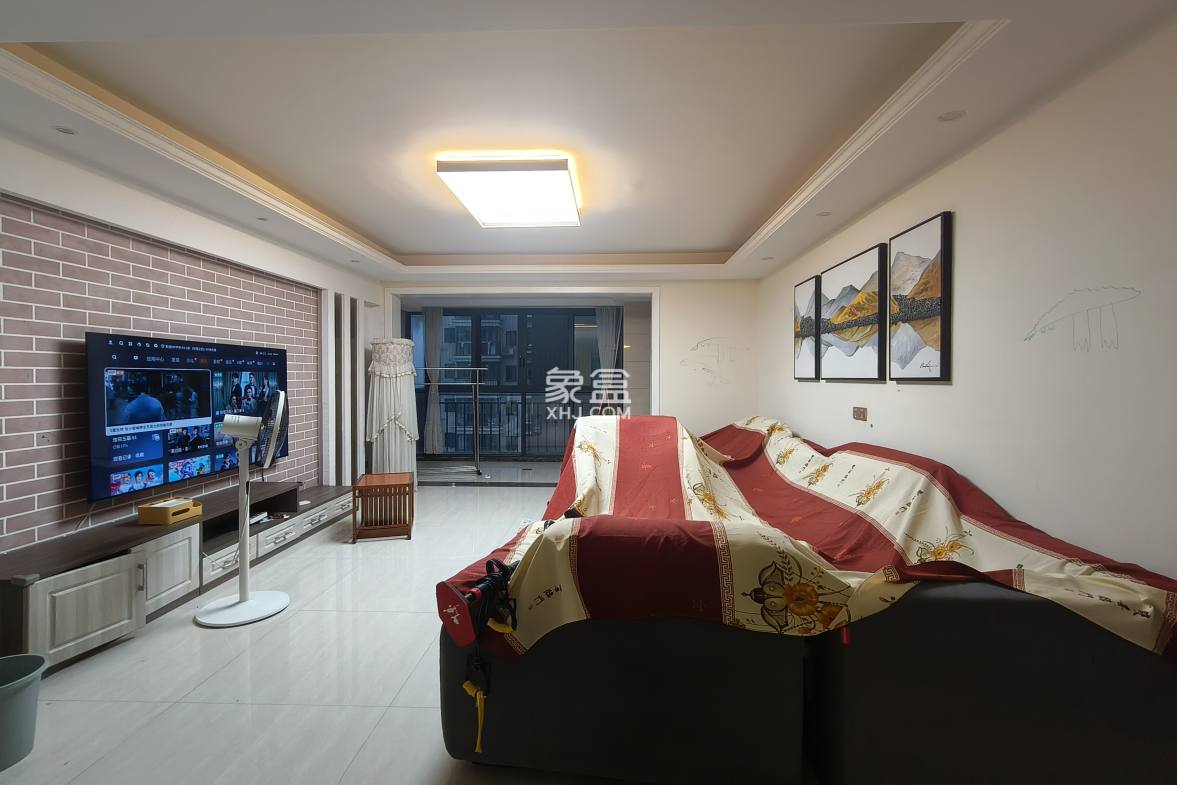 栗源小区 4室2厅2卫 2500.0元/月 栗源小区 4室2厅2卫 2500.0元/月室内图