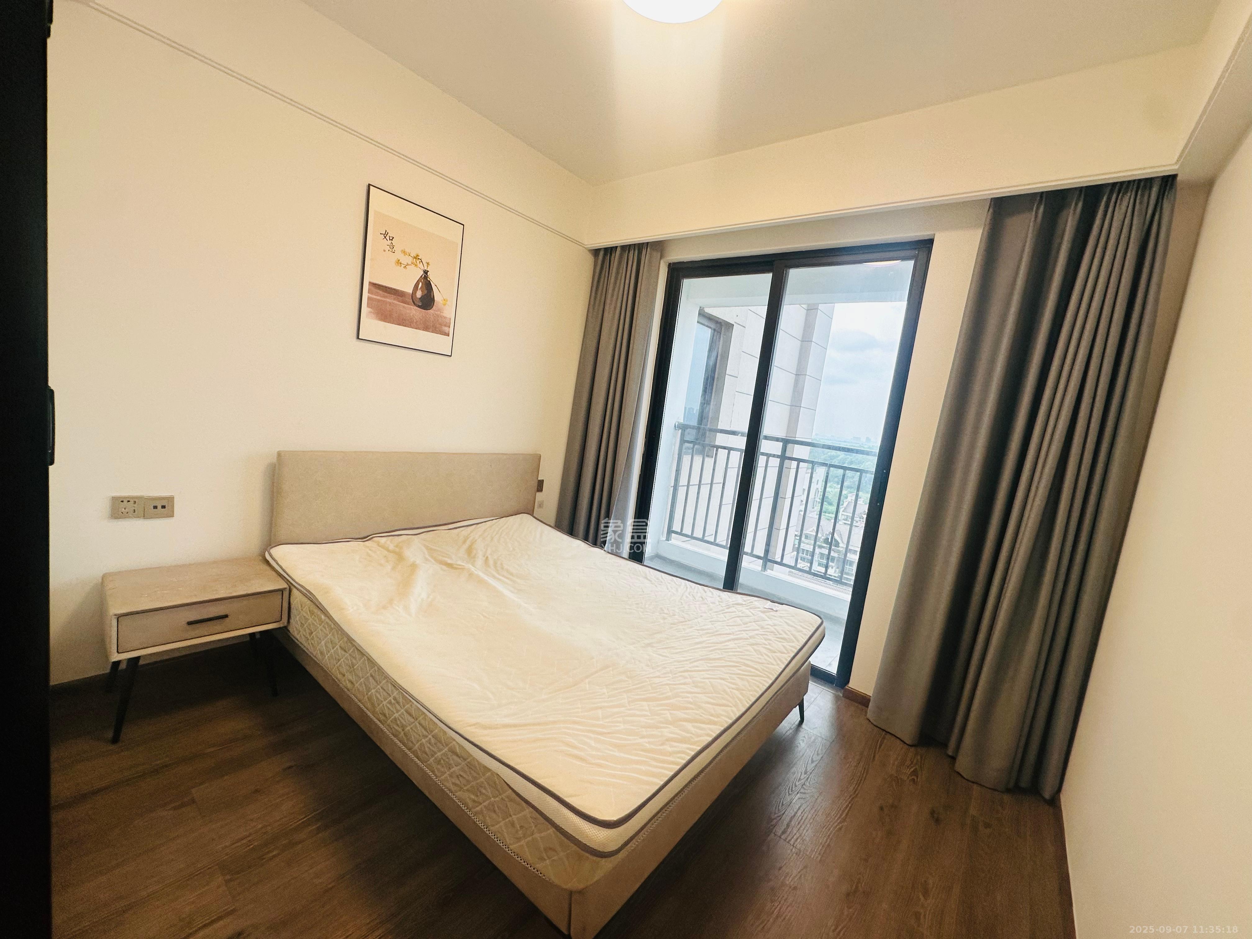 金茂建发泊悦 4室2厅2卫 4200.0元/月 金茂建发泊悦 4室2厅2卫 4200.0元/月室内图