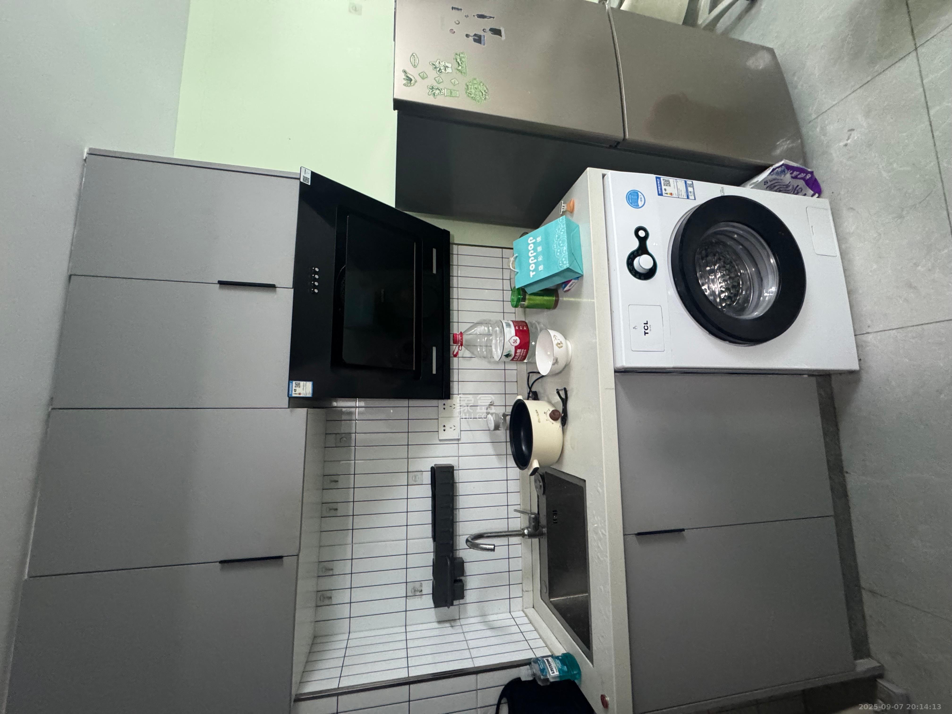 碧桂园城市之光 1室1厅1卫 1600.0元/月 碧桂园城市之光 1室1厅1卫 1600.0元/月室内图