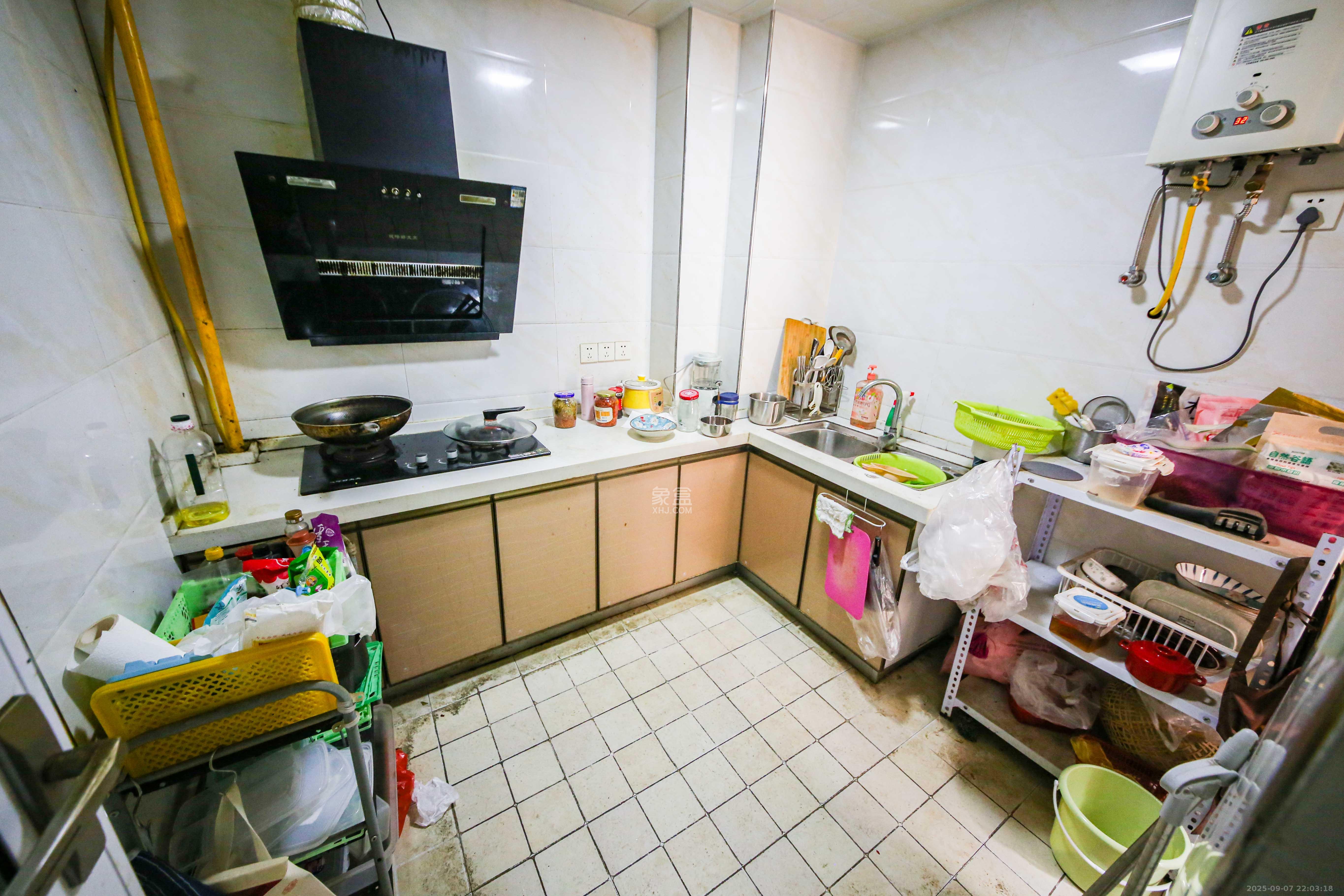 水墨林溪  2室1厅1卫    66.0万 水墨林溪  2室1厅1卫    66.0万厨房