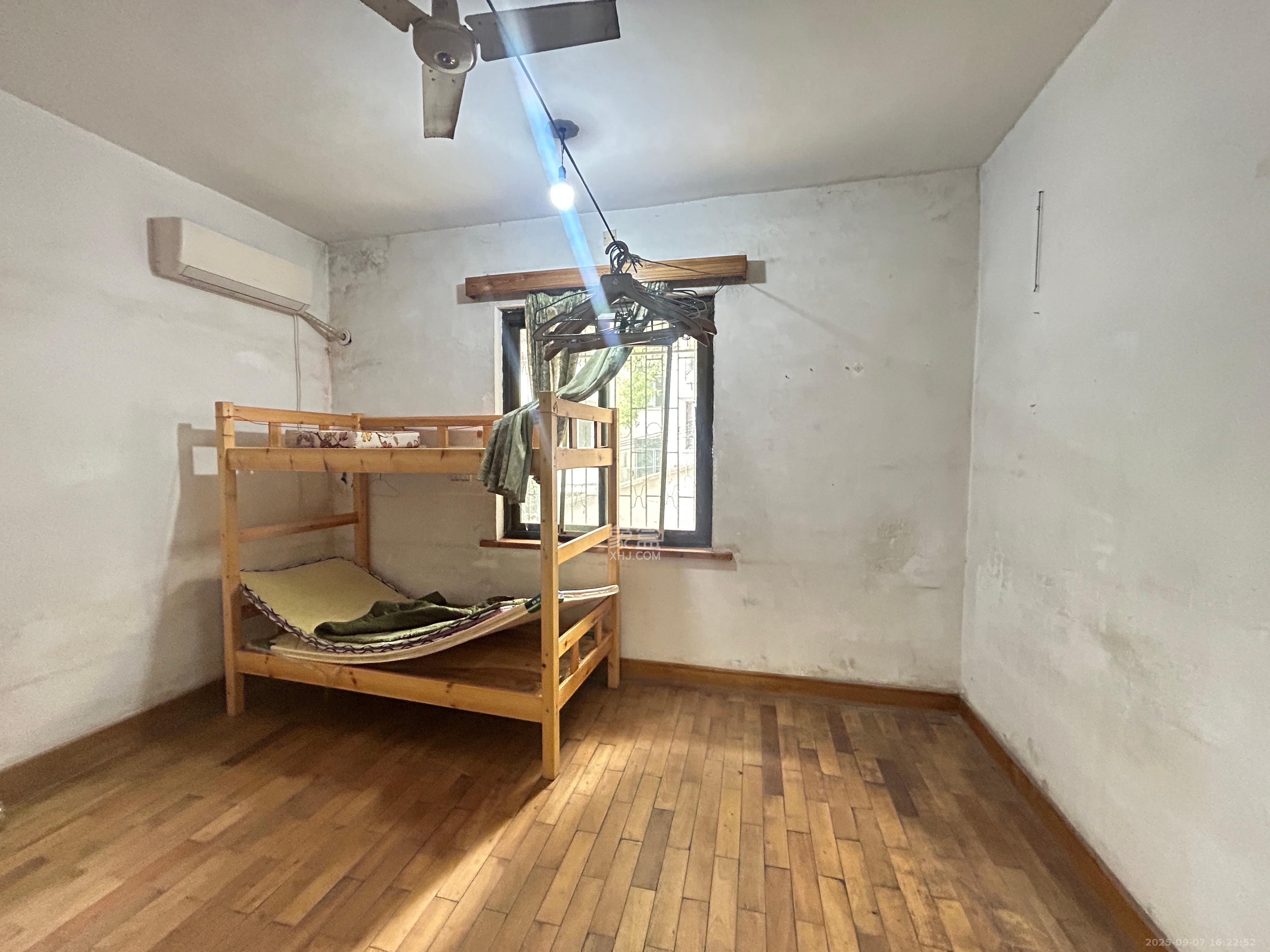 农机宿舍(省农机局大院宿舍) 4室2厅2卫 3080.0元/月 农机宿舍(省农机局大院宿舍) 4室2厅2卫 3080.0元/月室内图