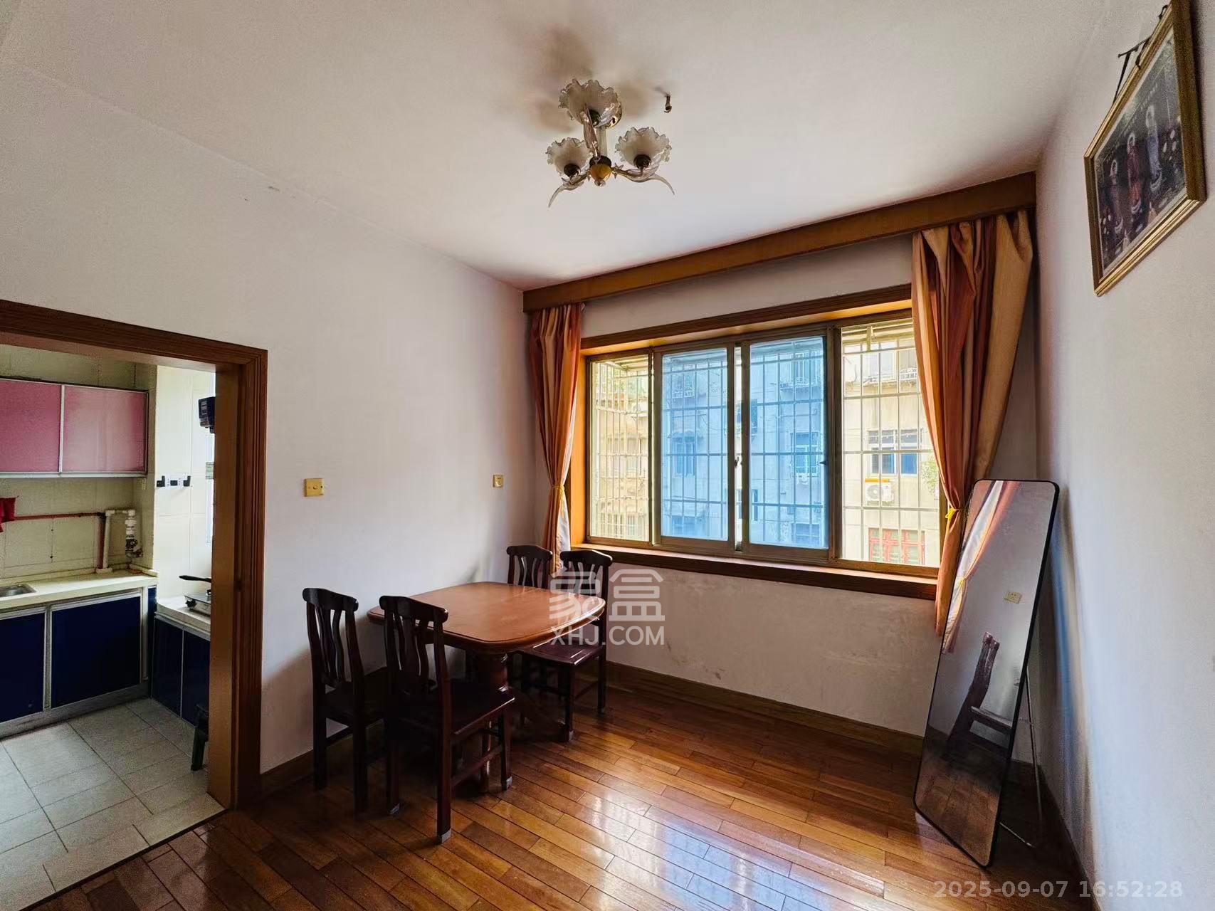 湖南电器研究所 3室2厅1卫 1800.0元/月 湖南电器研究所 3室2厅1卫 1800.0元/月室内图