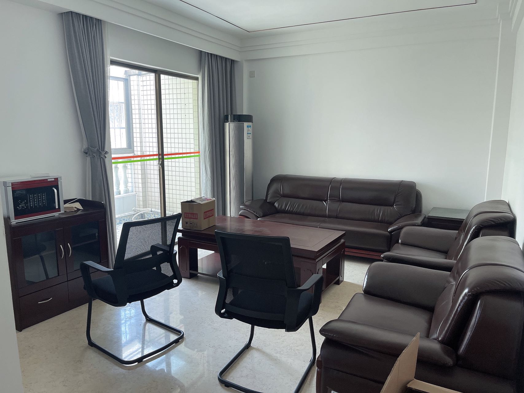 阳光小区 8室3厅6卫 40000.0元/月 阳光小区 8室3厅6卫 40000.0元/月室内图