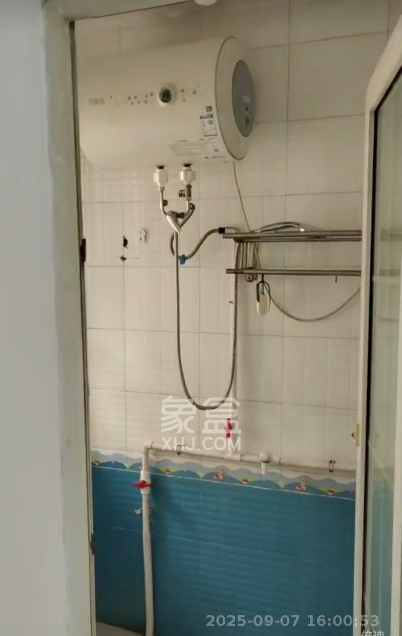 新合四村 3室2厅1卫 2000.0元/月 新合四村 3室2厅1卫 2000.0元/月室内图