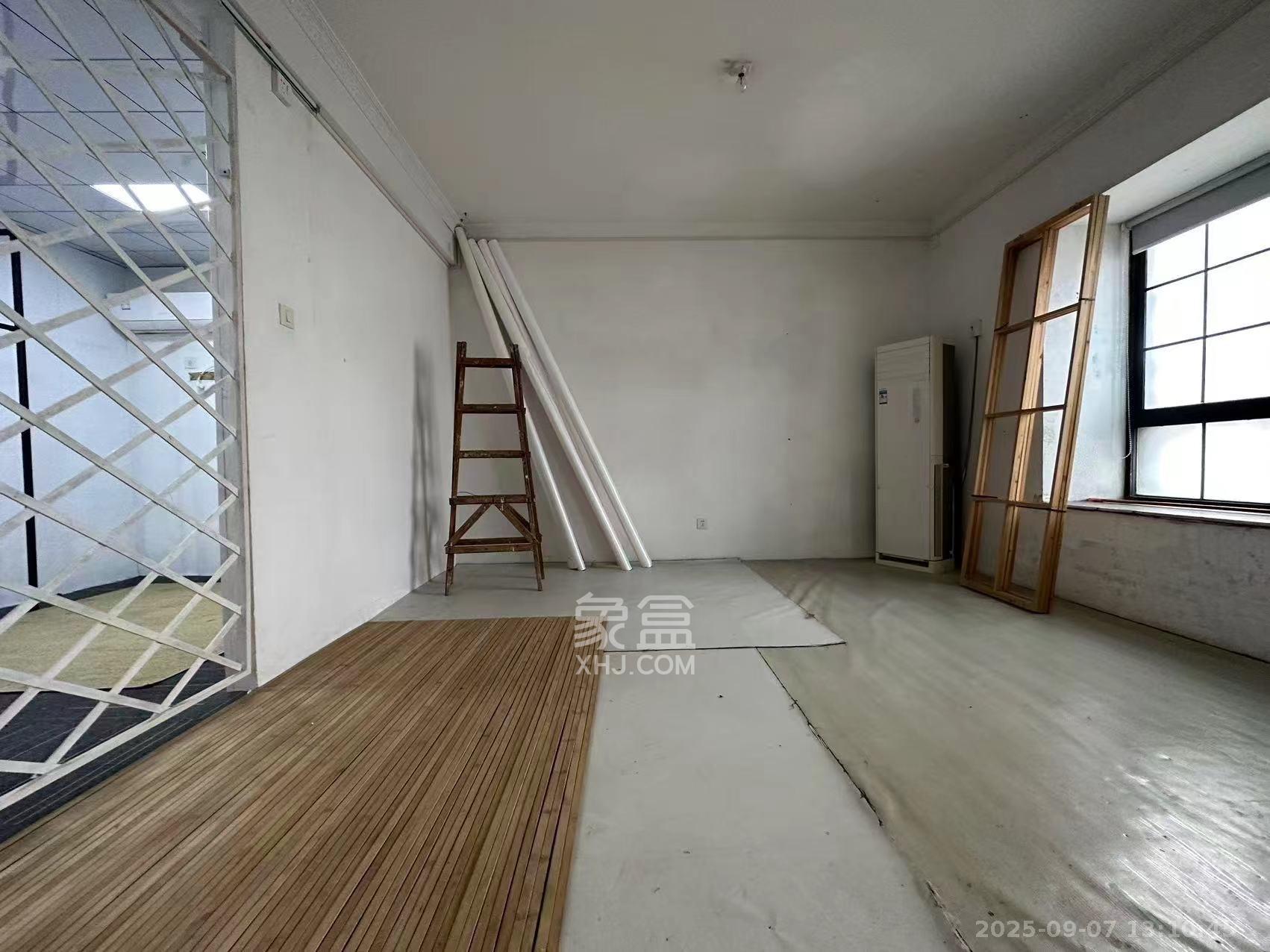 富兴金地大厦  1室0厅0卫    4500.0元/月室内图