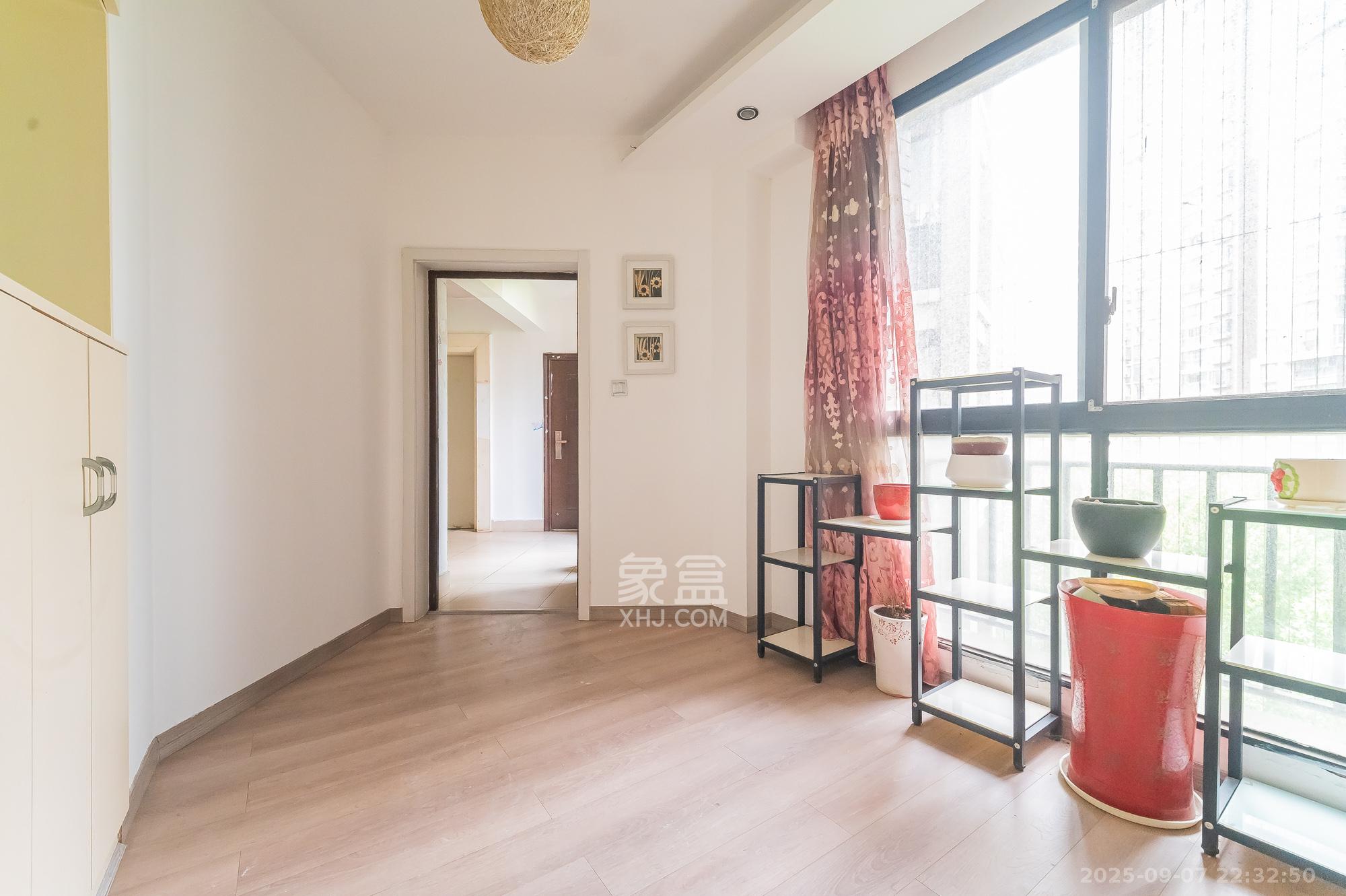 华润凤凰城一期  3室2厅2卫    88.88万其他