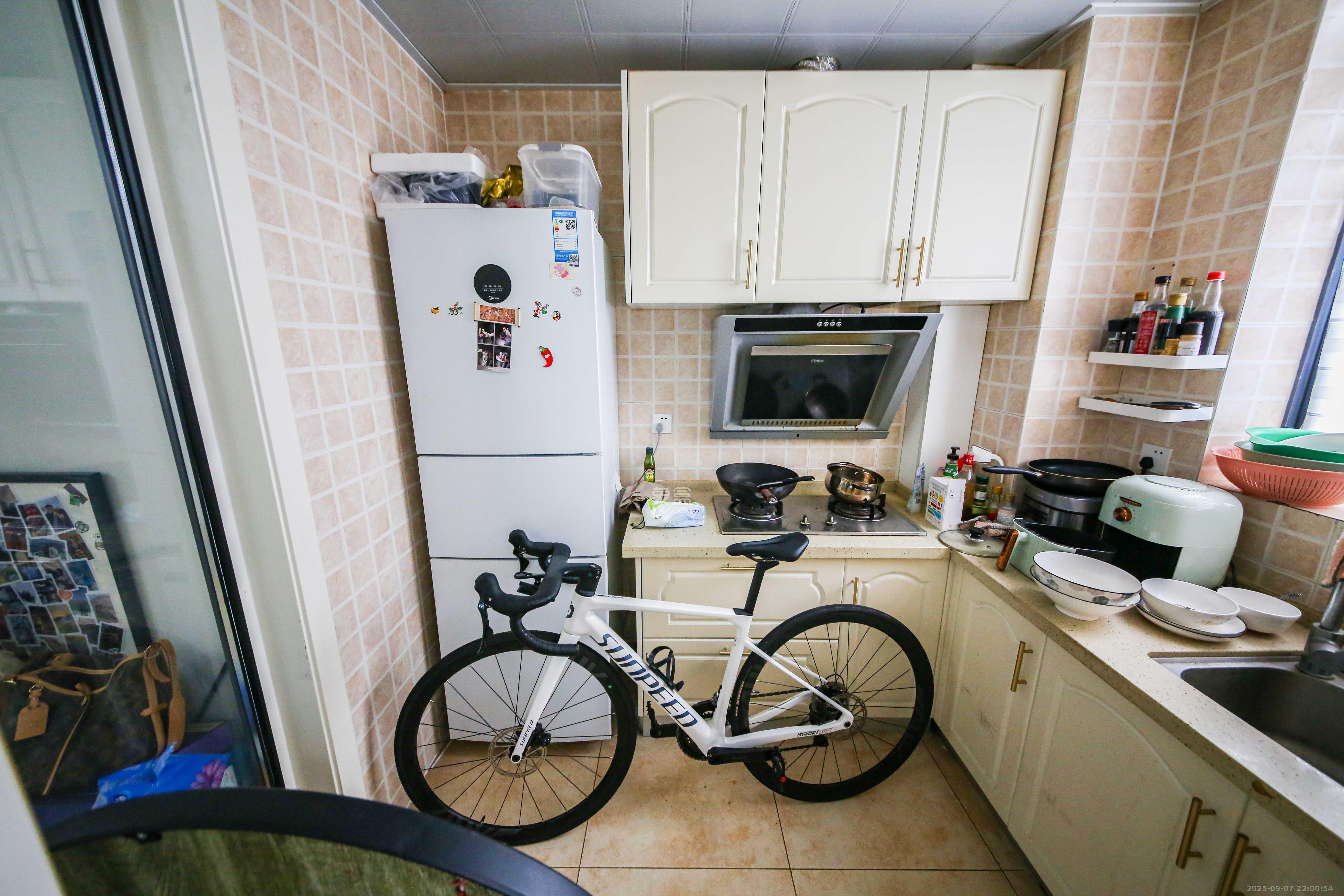 钱隆学府一、二期 2室1厅1卫 45.0万 钱隆学府一、二期 2室1厅1卫 45.0万厨房