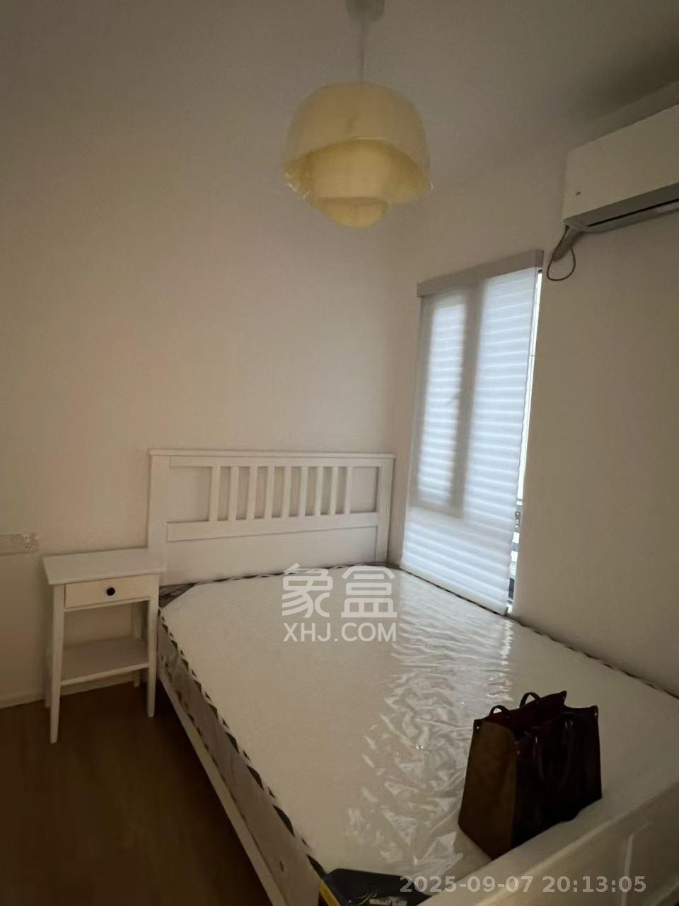 阳光城檀悦  3室2厅1卫    4000.0元/月室内图