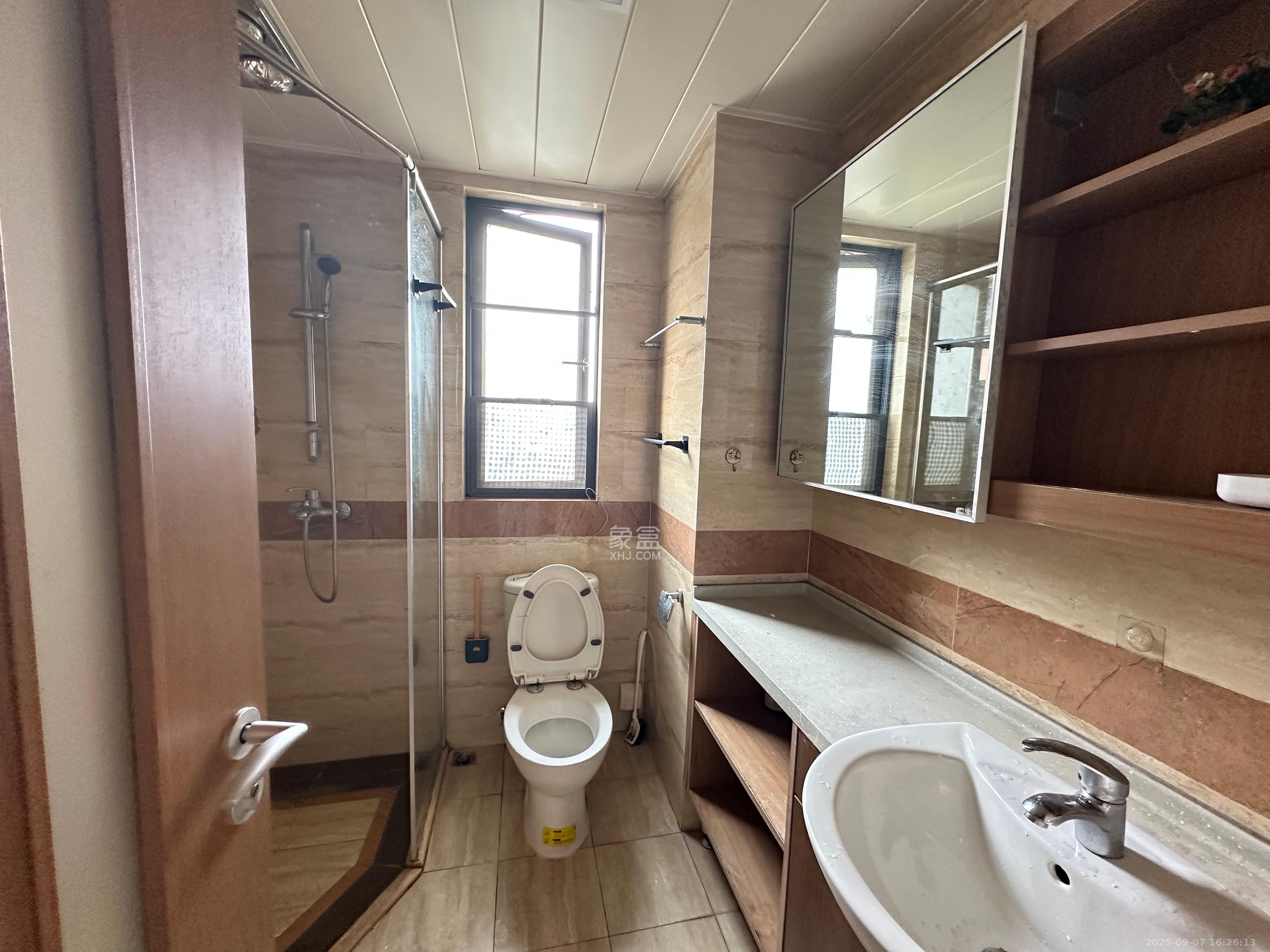 万科白鹭郡 3室2厅1卫 2700.0元/月 万科白鹭郡 3室2厅1卫 2700.0元/月室内图