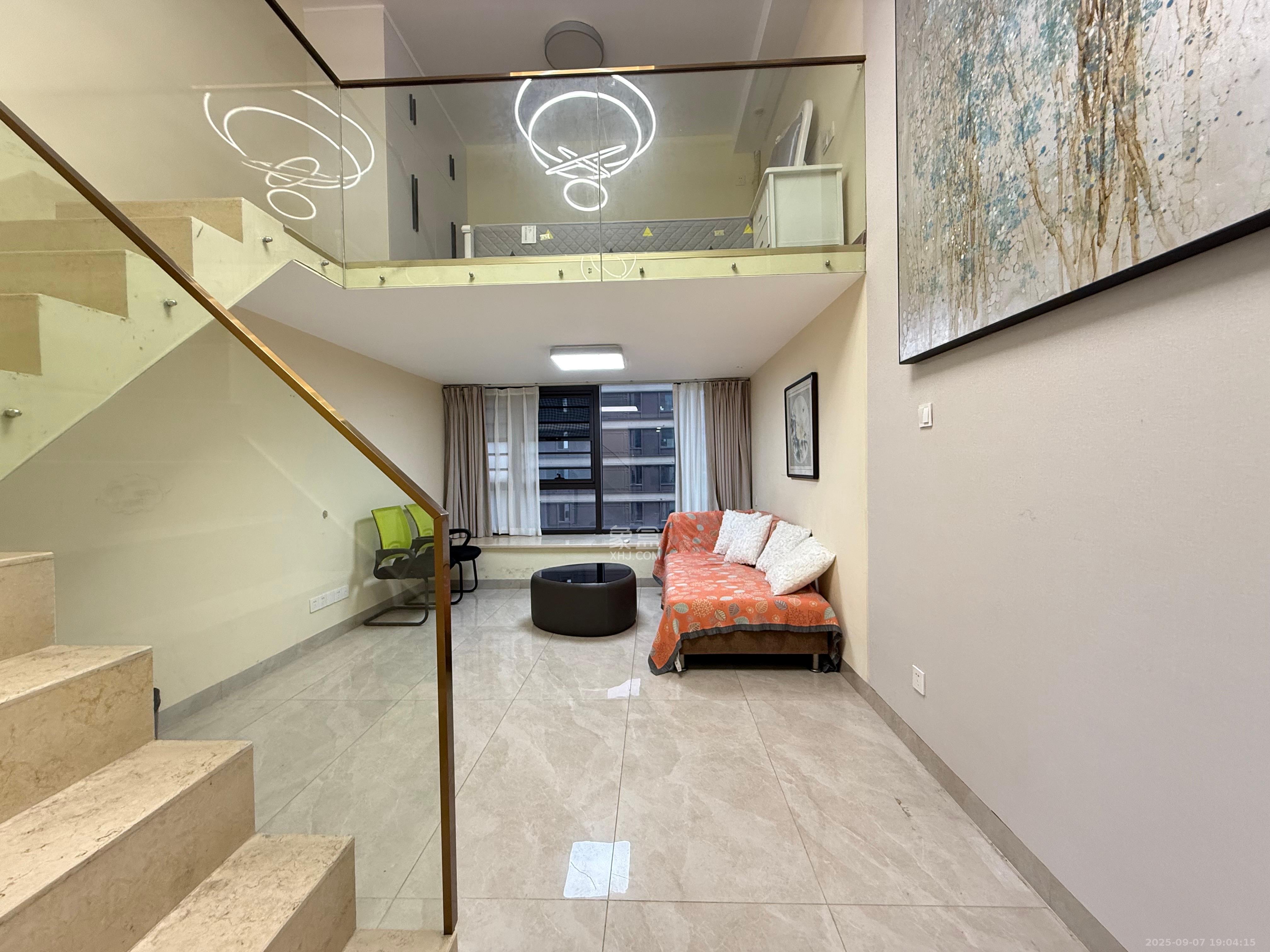 建发央玺(建发泱玺雅苑)  2室1厅1卫    2450.0元/月 建发央玺(建发泱玺雅苑)  2室1厅1卫    2450.0元/月室内图