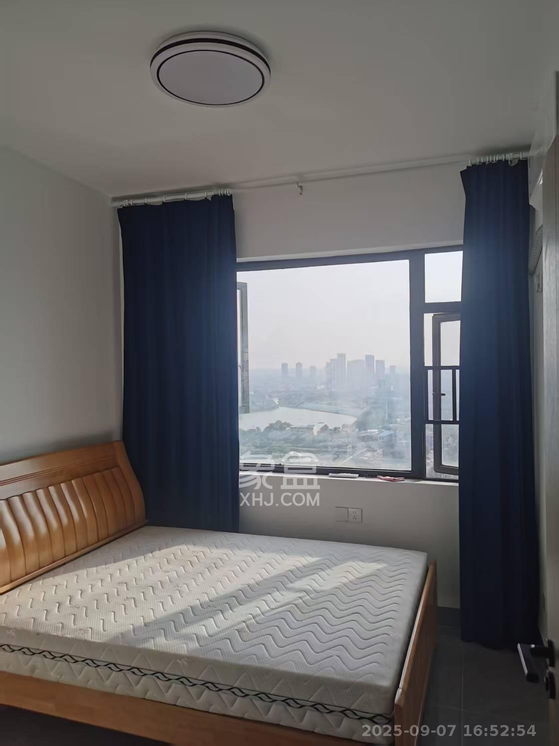 双湾国际(湘江御景花园) 1室2厅2卫 1000.0元/月 双湾国际(湘江御景花园) 1室2厅2卫 1000.0元/月室内图