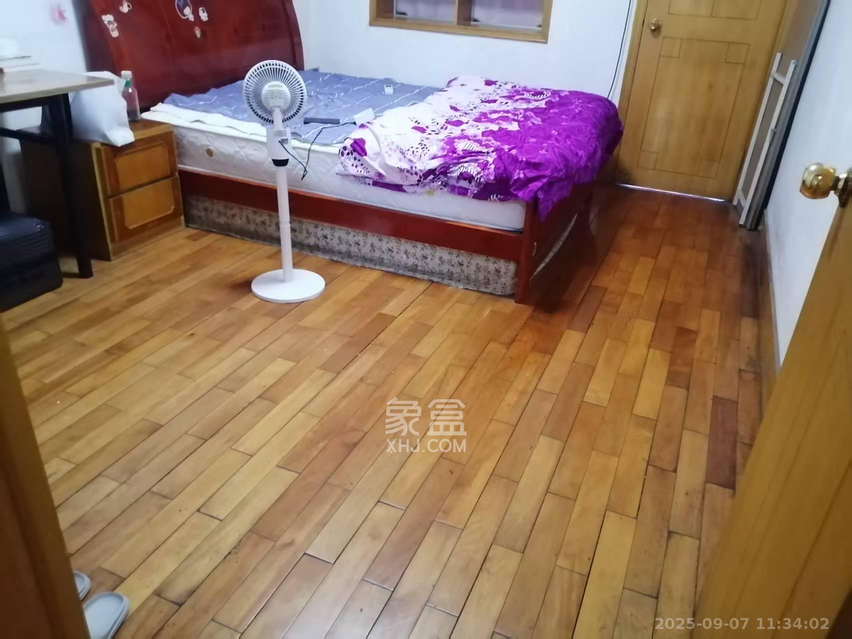 浦沅生活一区 2室1厅1卫 1600.0元/月 浦沅生活一区 2室1厅1卫 1600.0元/月室内图