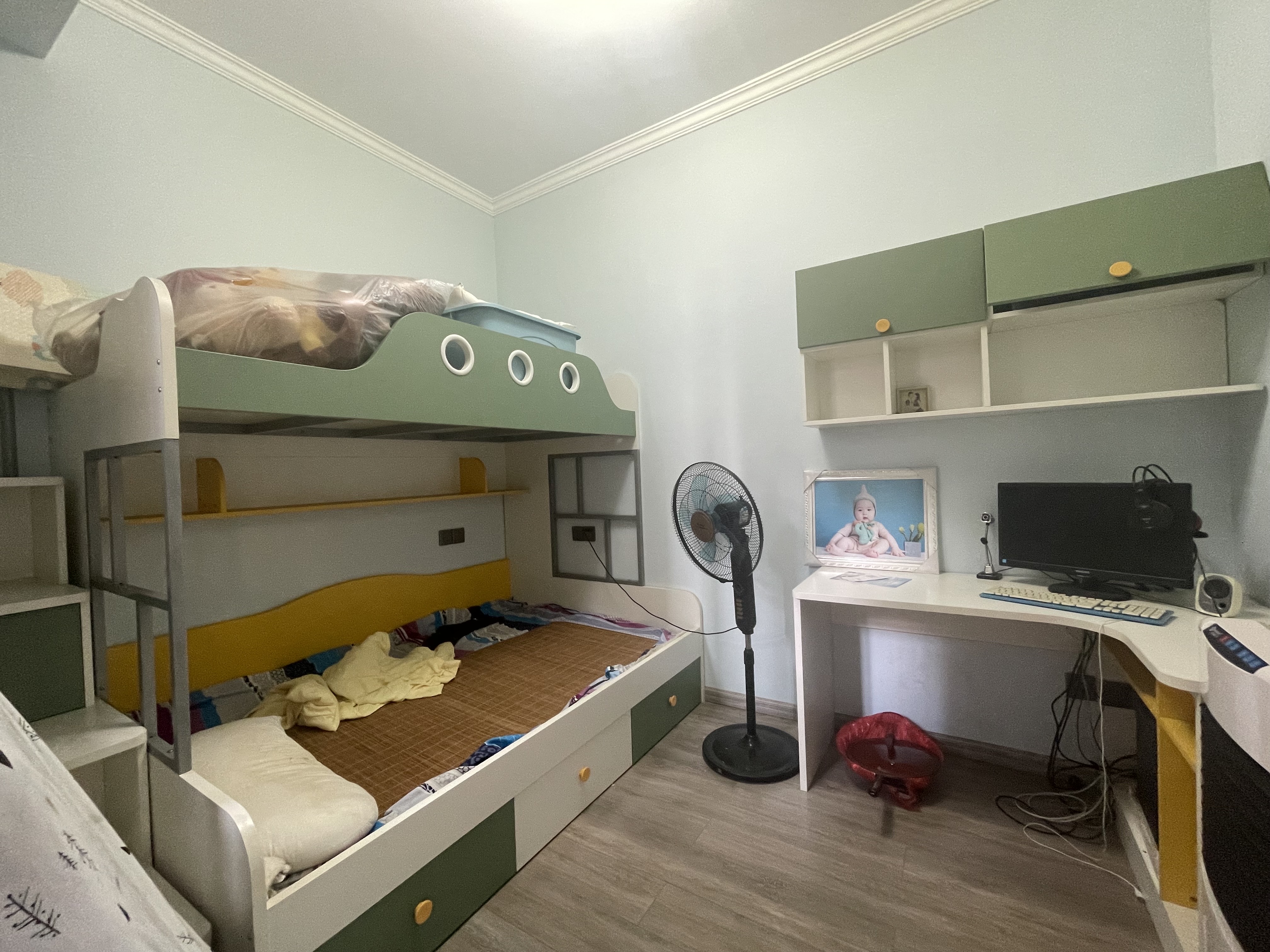 檀香山 3室2厅2卫 79.8万 檀香山 3室2厅2卫 79.8万客厅