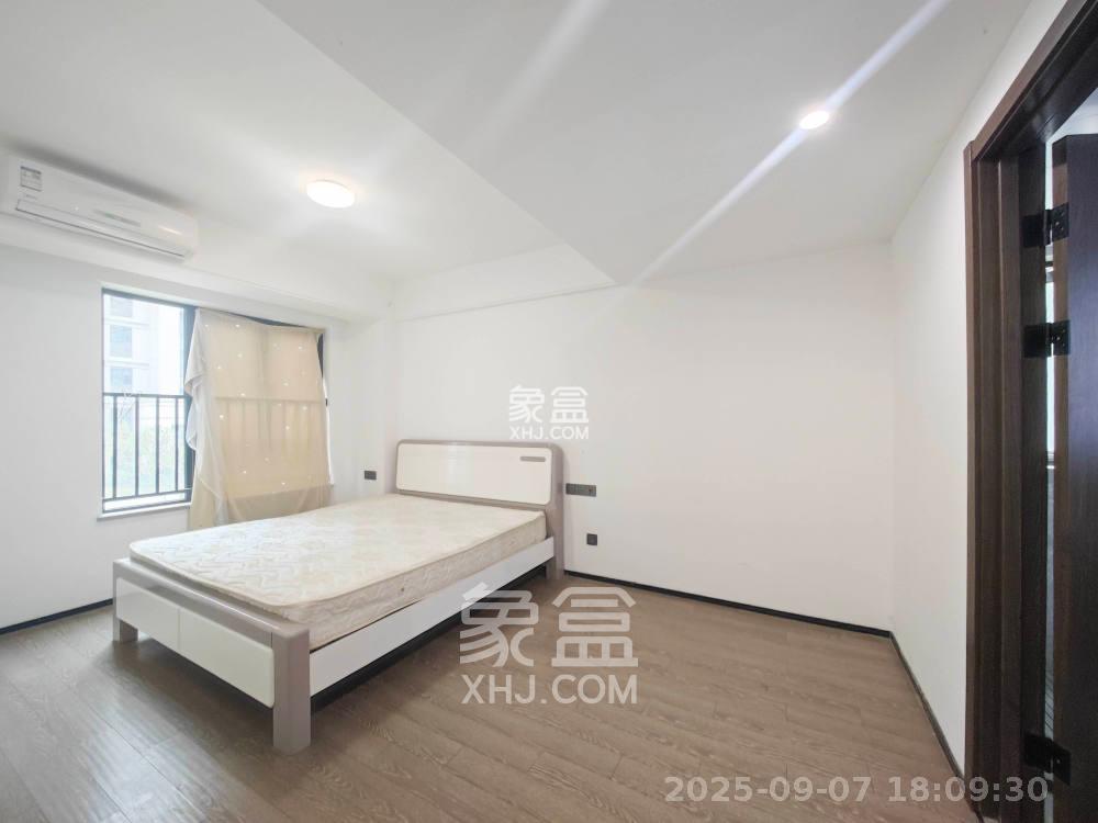 万科天空之境  3室2厅2卫    3000.0元/月 万科天空之境  3室2厅2卫    3000.0元/月室内图