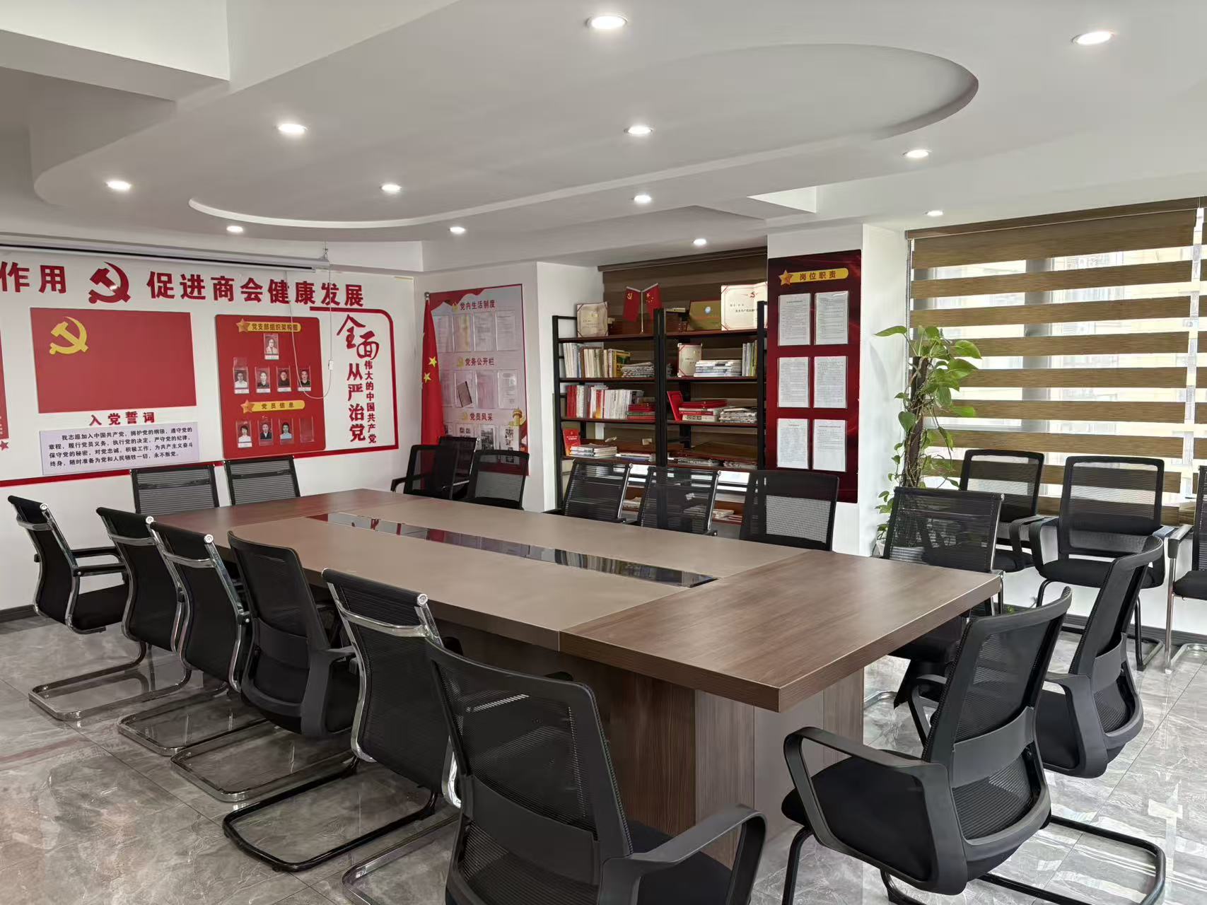 韦斯特城市花园 3室2厅1卫 4200.0元/月 韦斯特城市花园 3室2厅1卫 4200.0元/月室内图