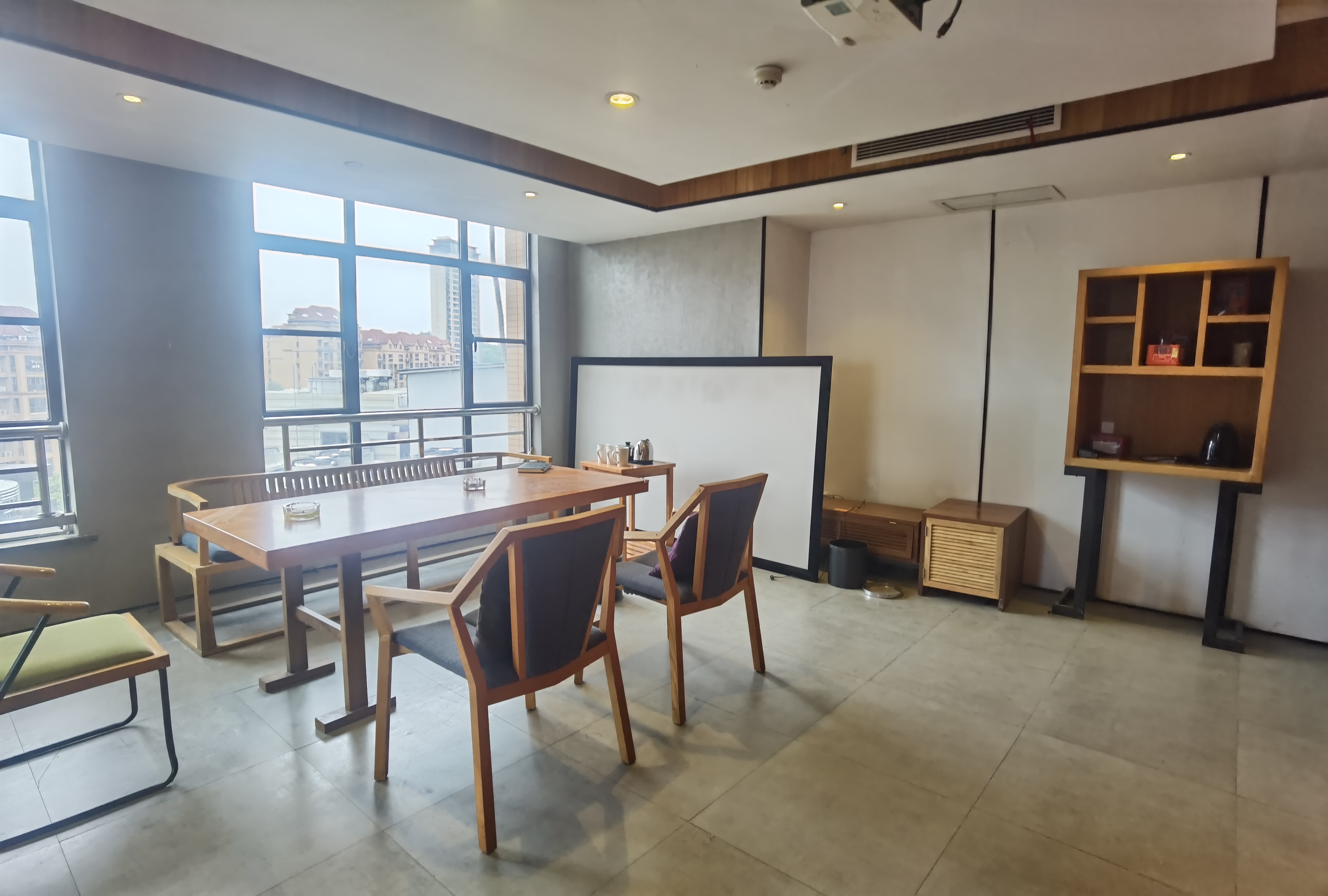 众一桂府  2室1厅1卫    28.0万 众一桂府  2室1厅1卫    28.0万客厅