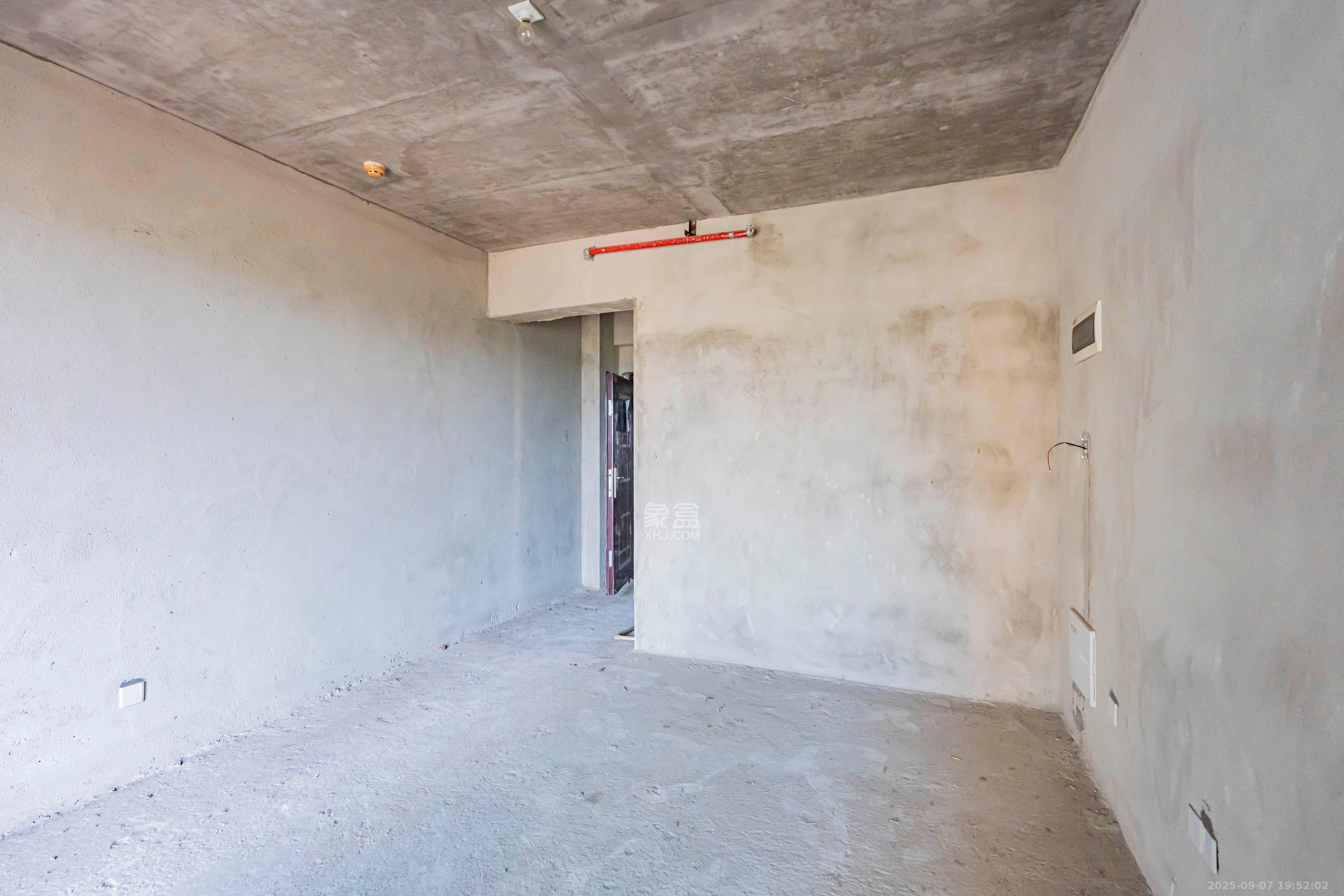 富兴旺角  1室1厅1卫    18.0万 富兴旺角  1室1厅1卫    18.0万卧室