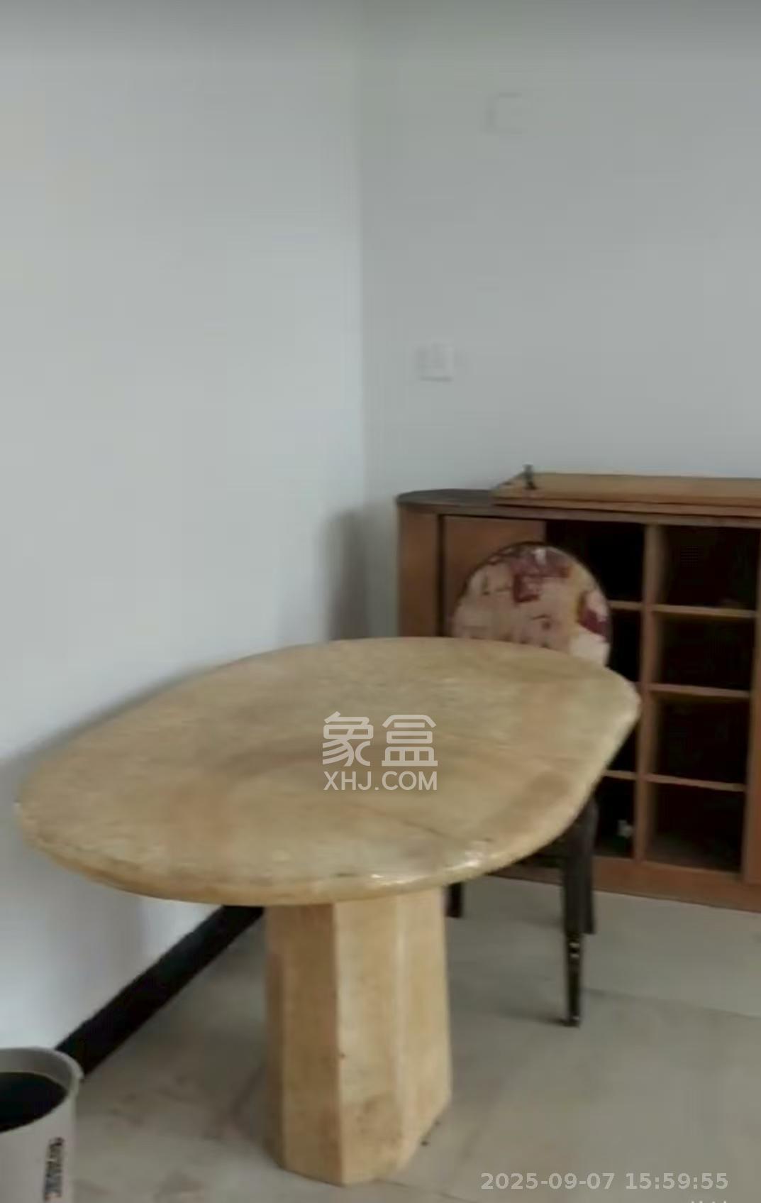 新合四村 3室2厅1卫 2000.0元/月 新合四村 3室2厅1卫 2000.0元/月室内图