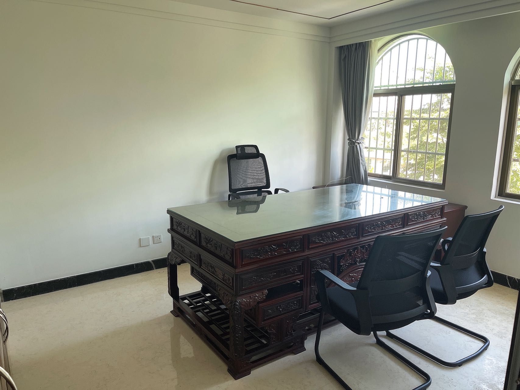 阳光小区 8室3厅6卫 40000.0元/月 阳光小区 8室3厅6卫 40000.0元/月室内图