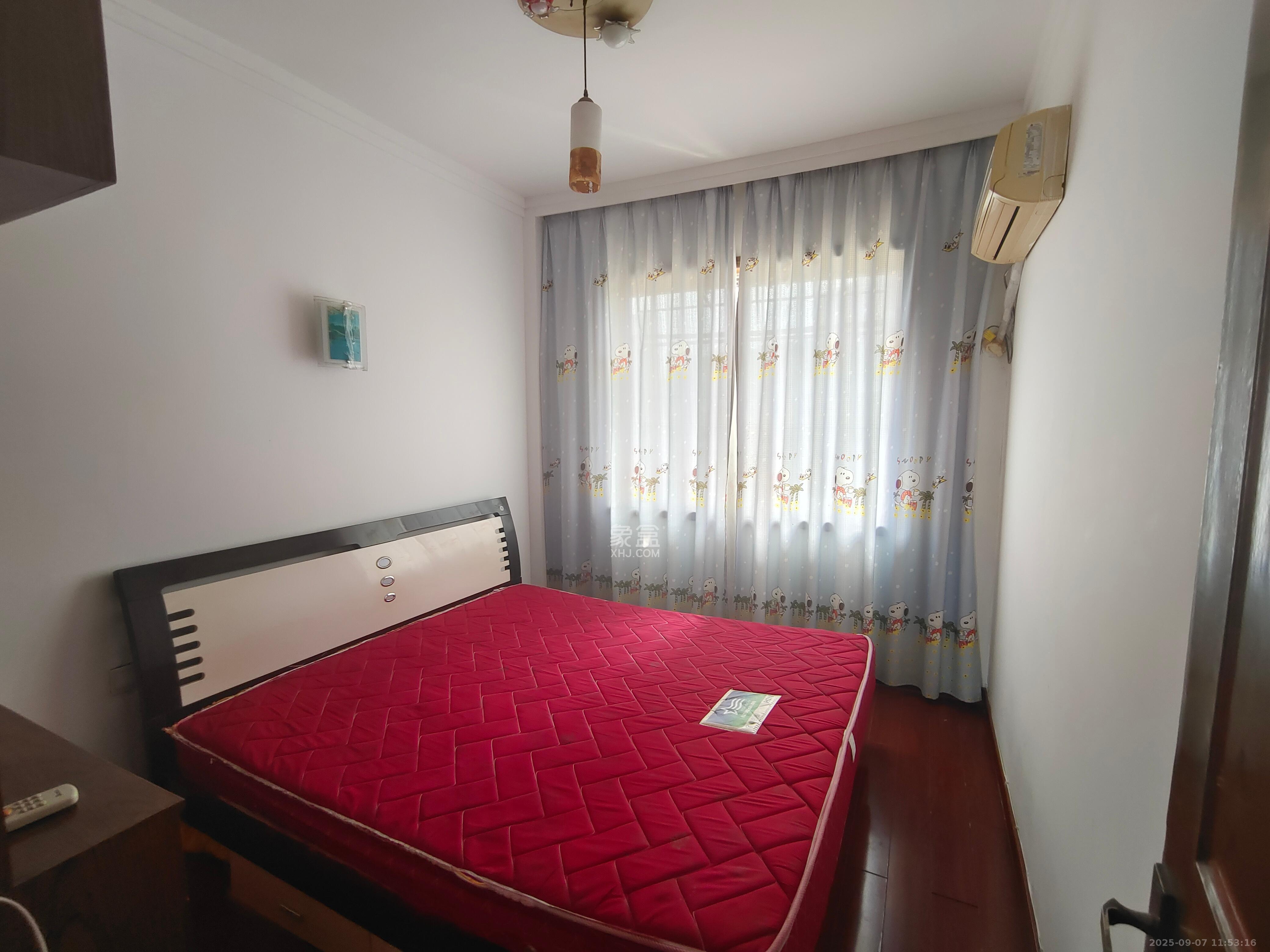 山水人家一二期 2室2厅1卫 1600.0元/月 山水人家一二期 2室2厅1卫 1600.0元/月室内图